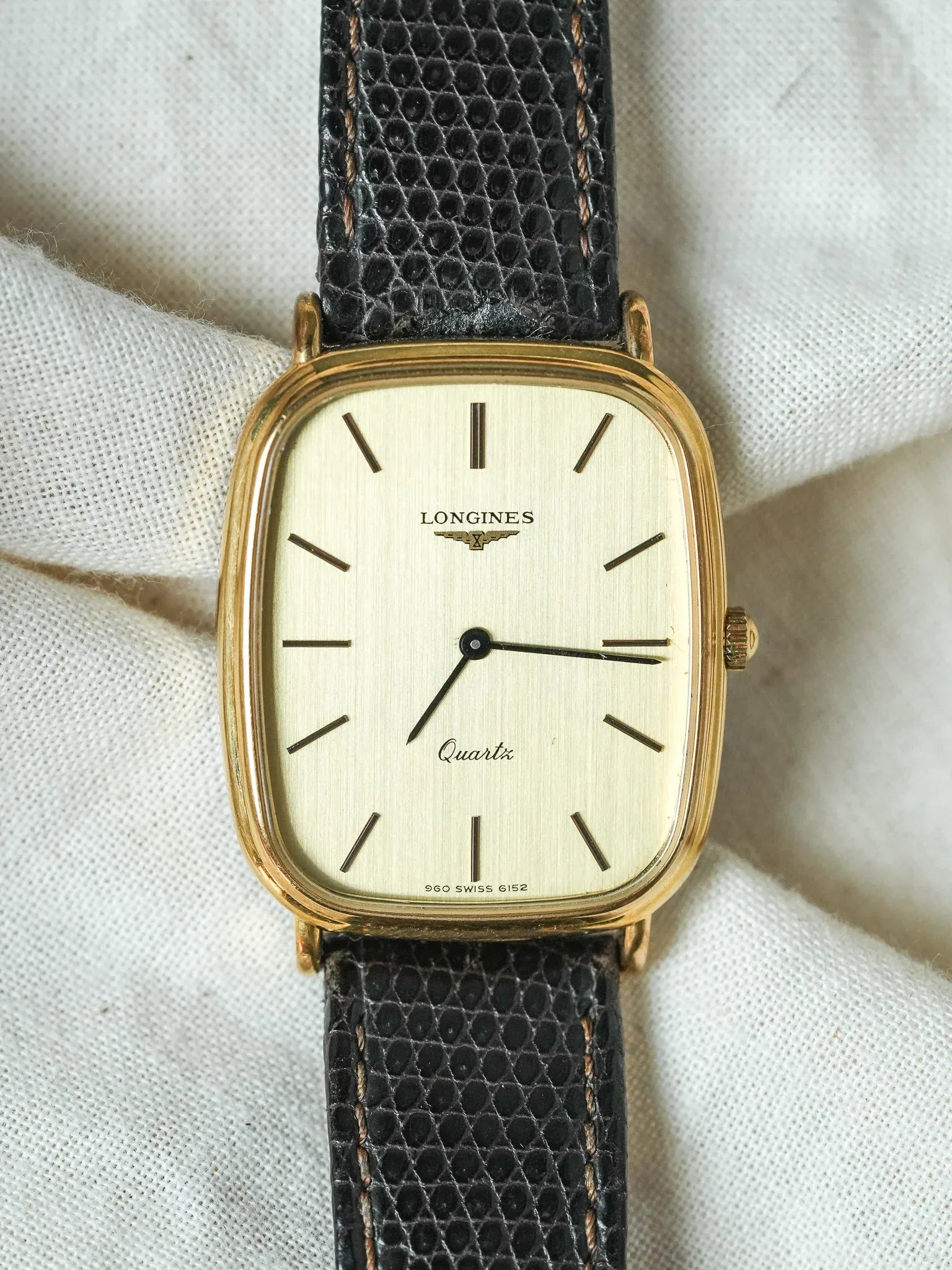 Longines - Tonneau Allongé plaqué Or index onyx - 1980s - Atelier Victor