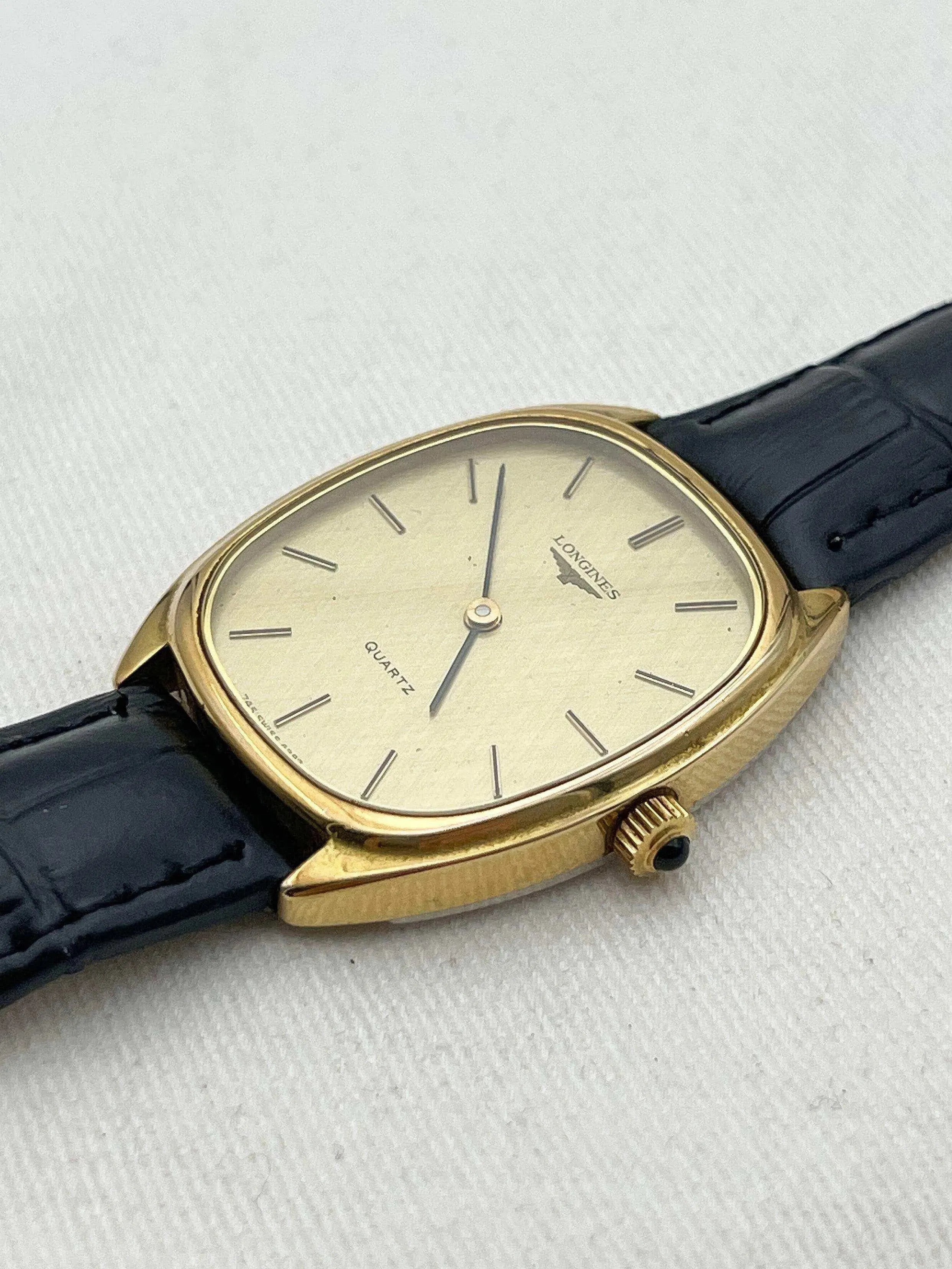 Longines - Tonneau Gold Cabochon - 1979 - Atelier Victor Paris - Vintage Watch Shop Dubai