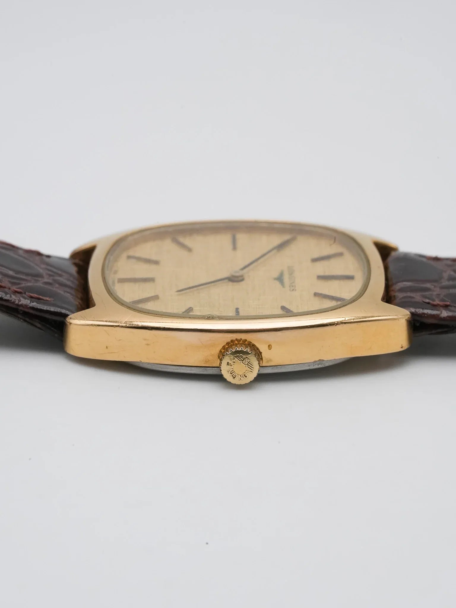 Longines - Tonneau Lin plaqué or meca - 1980s - Atelier Victor