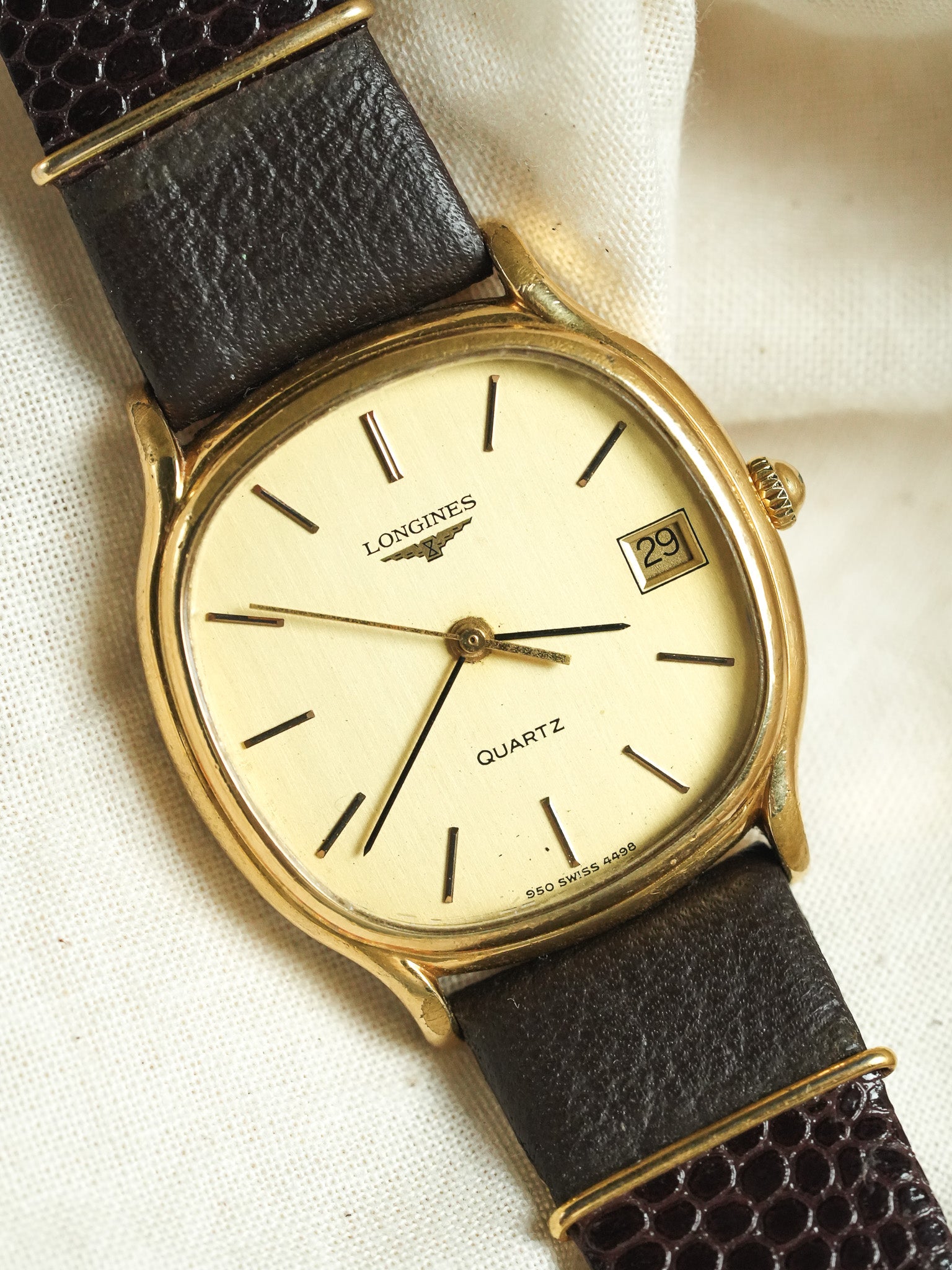 Longines - Tonneau Plaqué Or date Quartz - 1980s - Atelier Victor - Vintage  Shop