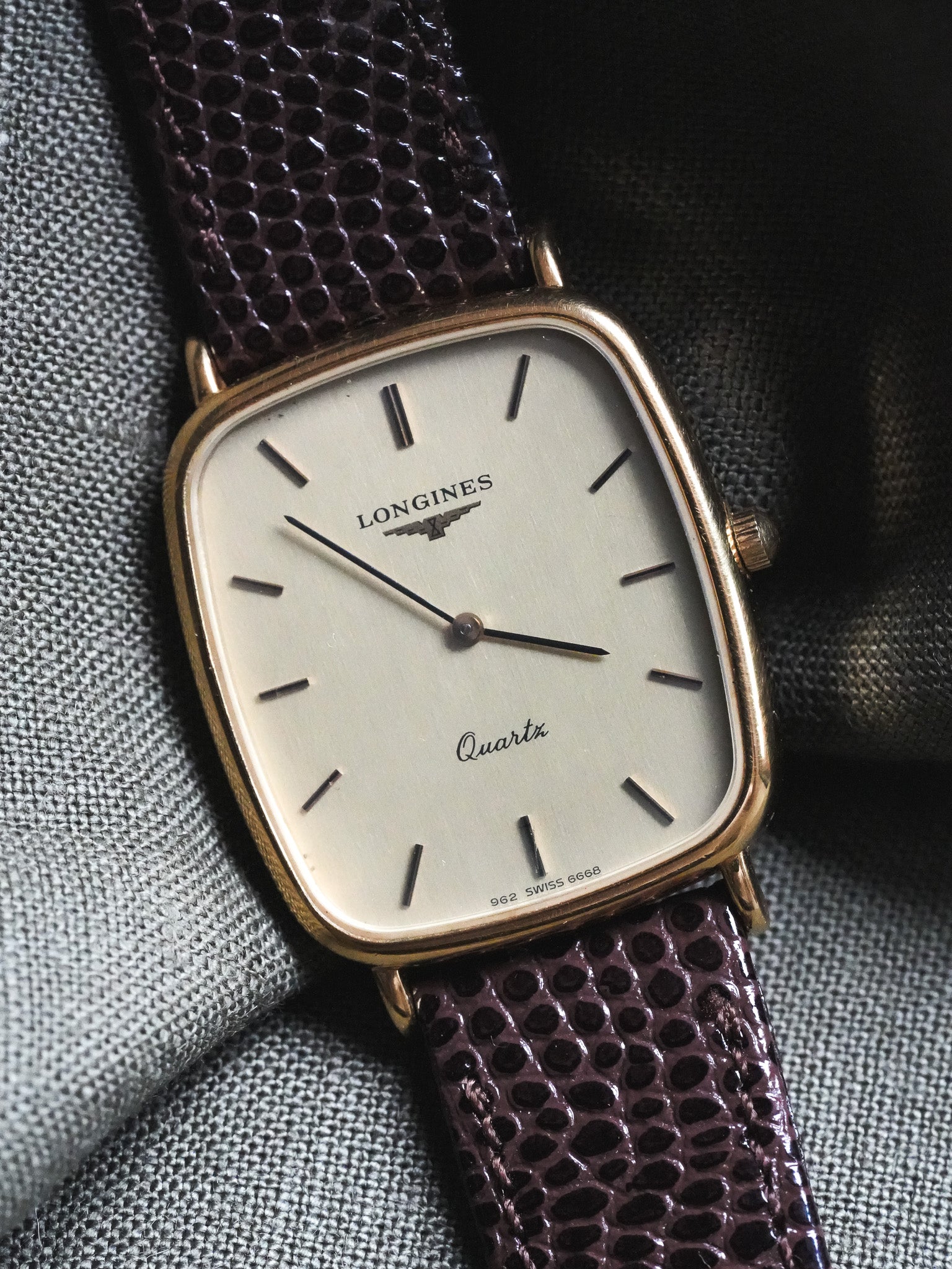 Longines - Tonneau plaqué Or quartz - 1980s - Atelier Victor Paris - Vintage Watch Shop Dubai