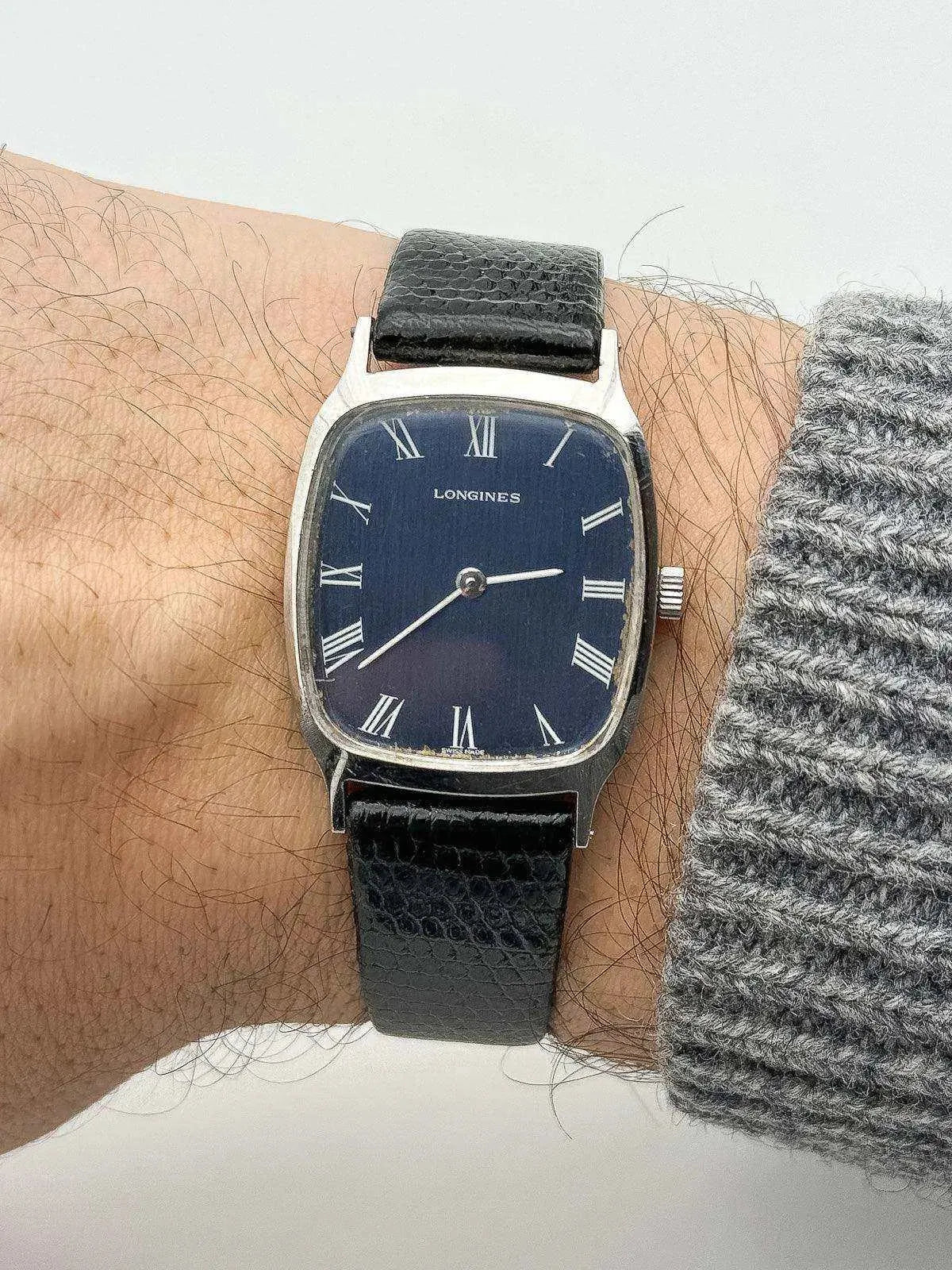 Longines - Tonneau Romain Bleu Nuit - 1970s - Atelier Victor Paris - Vintage Watch Shop Dubai