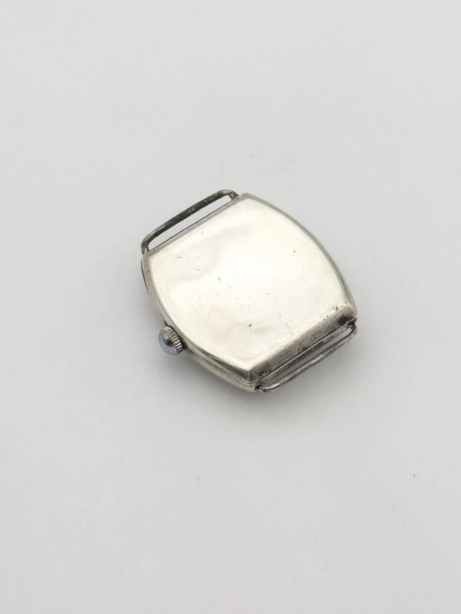 Longines - WW1 Tonneau Argent massif 935 émail Oversized - 1915 - Atelier Victor - Vintage  Shop