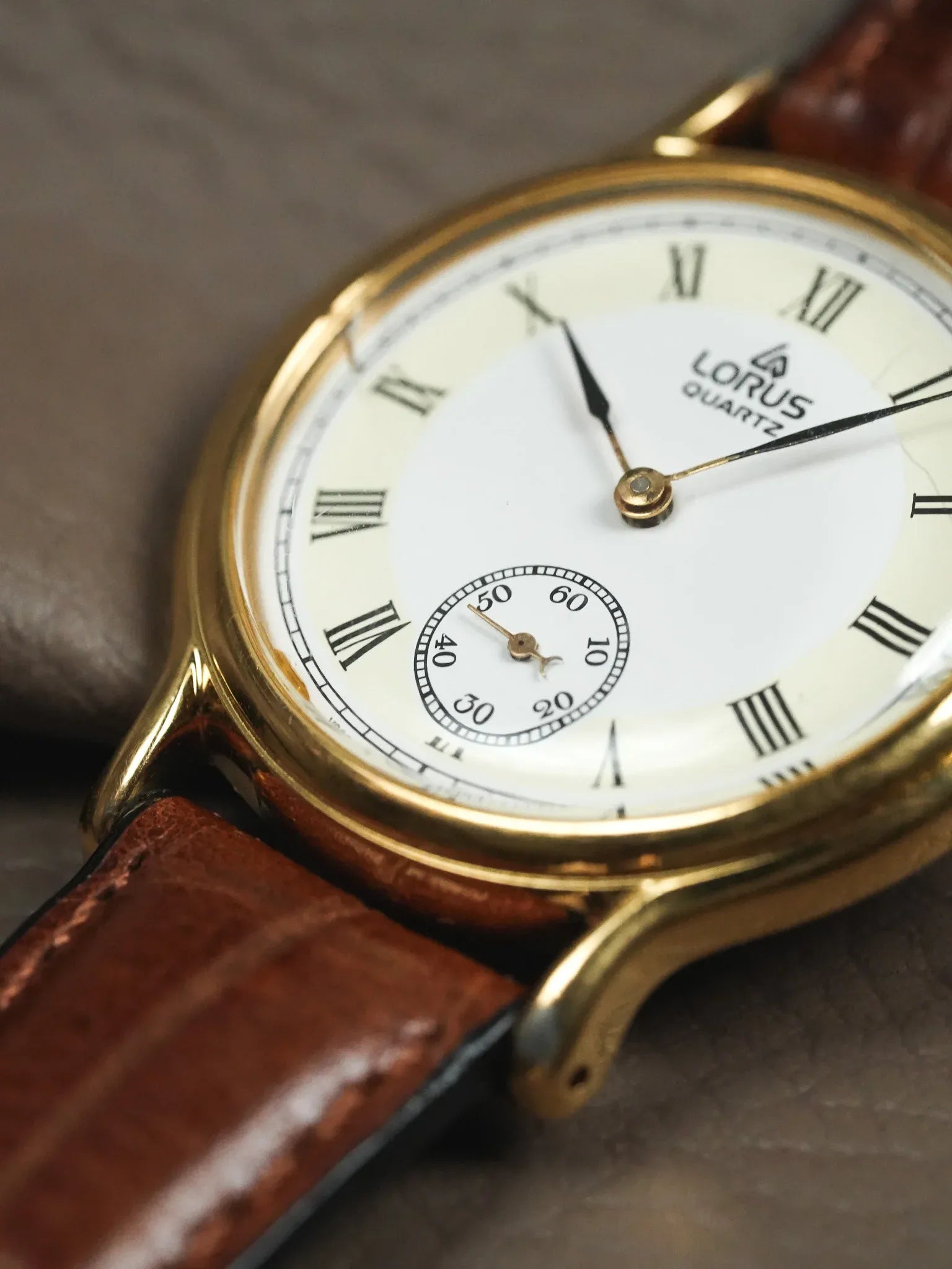 Lorus - Plaqué or Petite-seconde - 1990s - Atelier Victor - Vintage  Shop