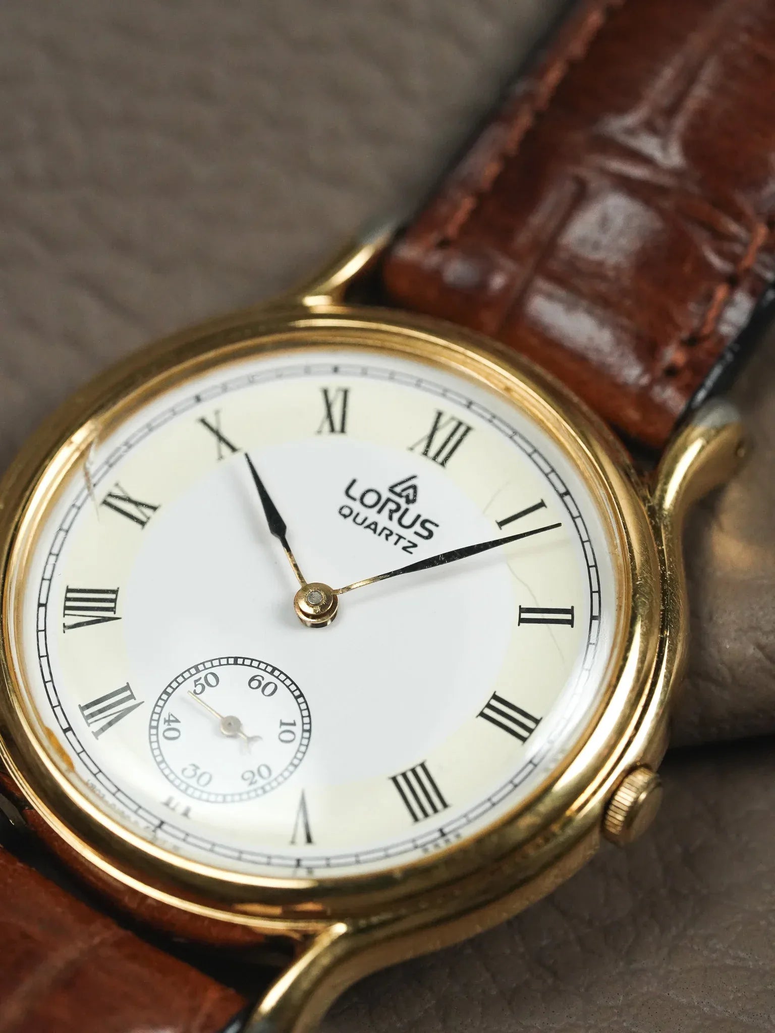 Lorus - Plaqué or Petite-seconde - 1990s - Atelier Victor - Vintage  Shop