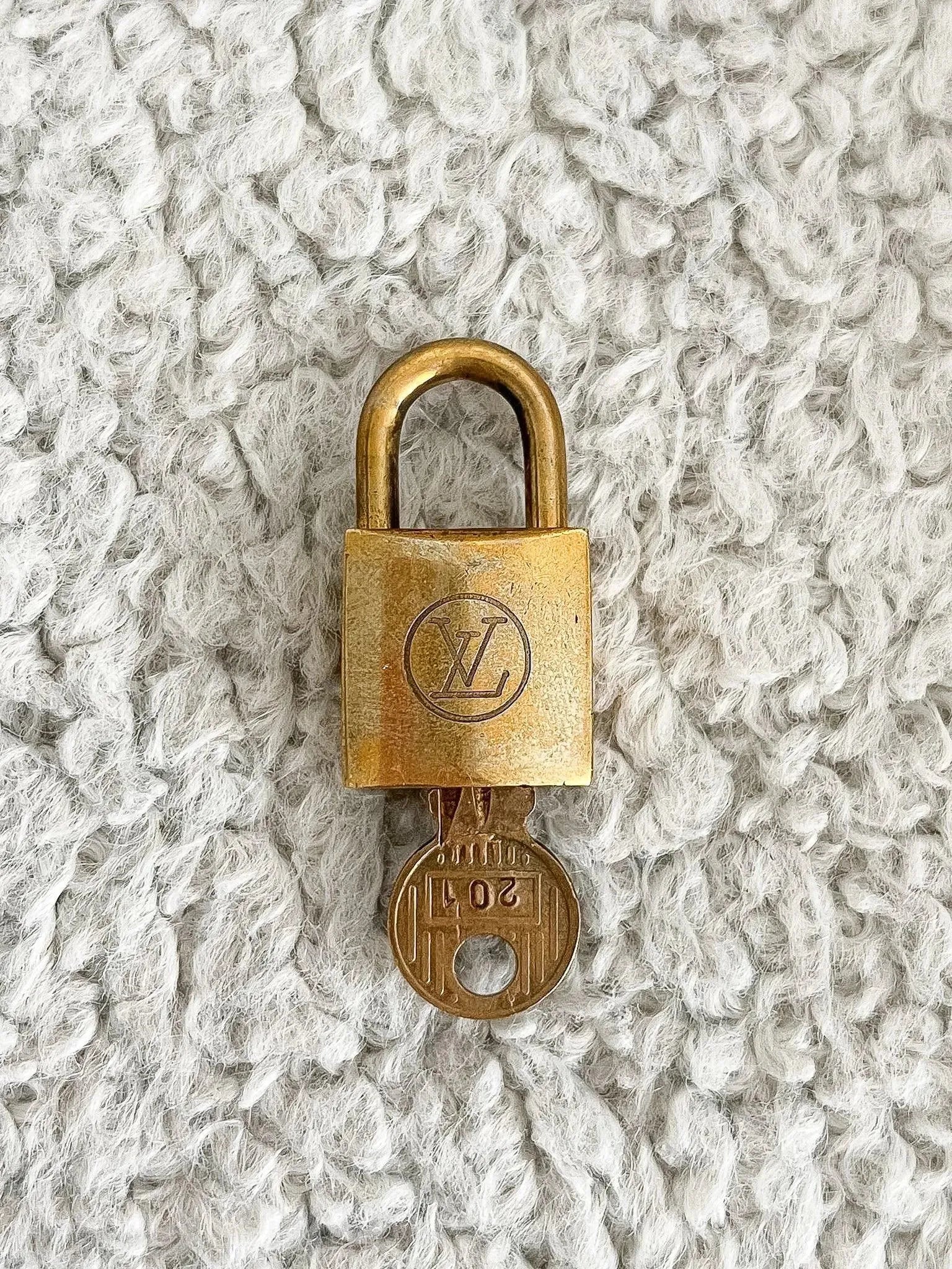 Louis Vuitton - Cadenas 201 Keepall - Atelier Victor Paris - Vintage Watch Shop Dubai