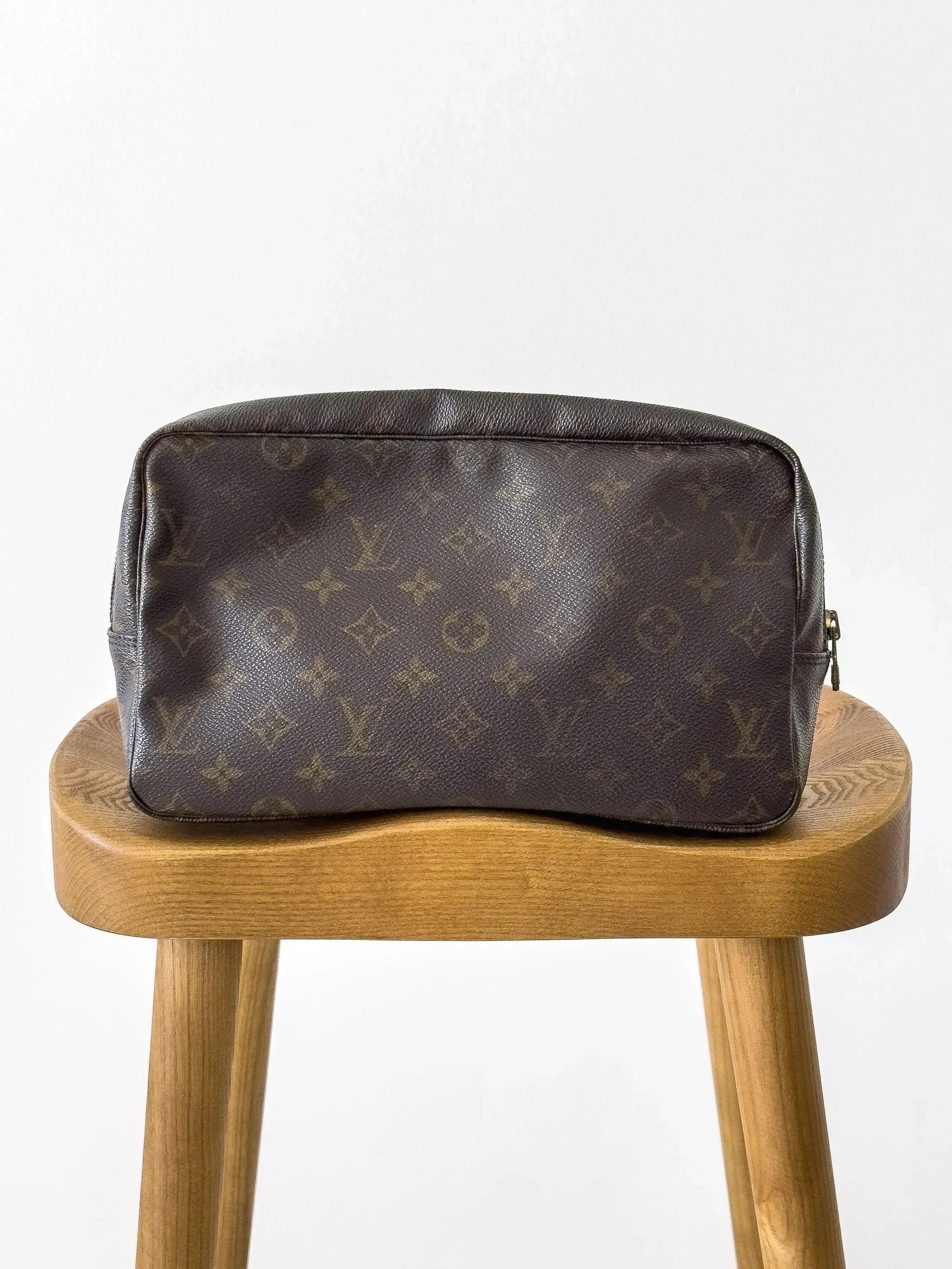 Louis Vuitton - Pochette Vintage XL Monogram - Atelier Victor