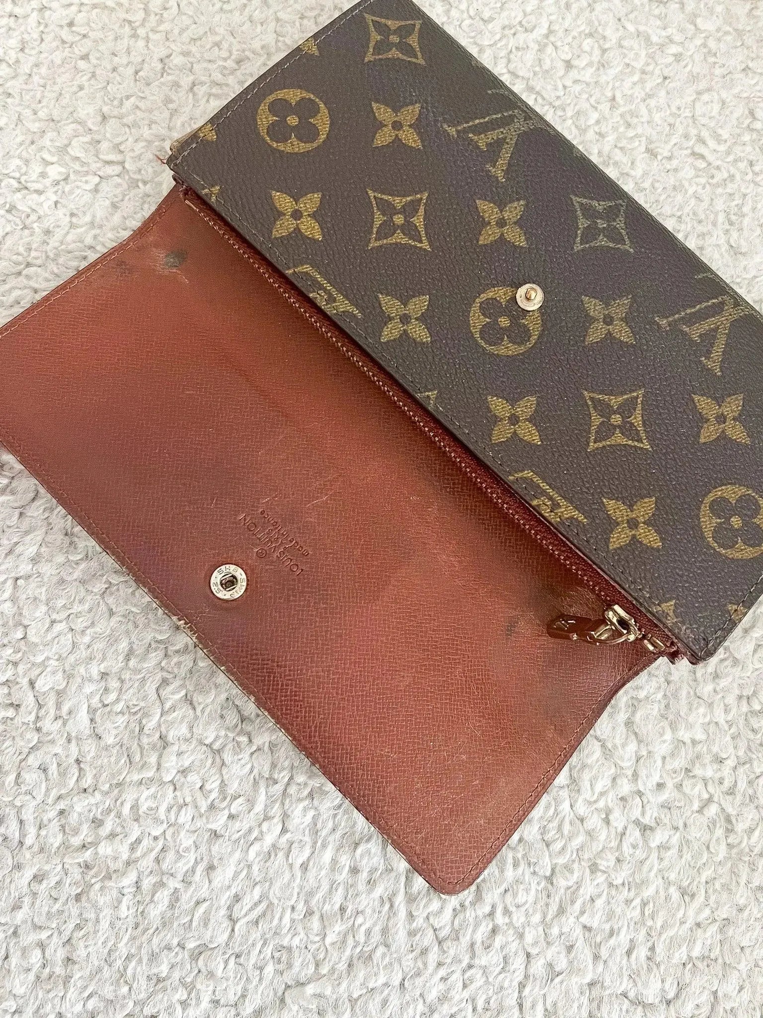 Louis Vuitton - Portefeuille Monogram Grand modèle - Atelier Victor Paris - Vintage Watch Shop Dubai