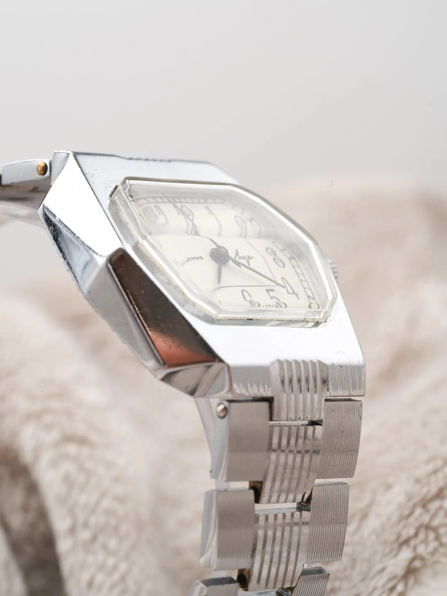 Luch - Acier inspiration T18 LIP - 1950s - Atelier Victor Paris - Vintage Watch Shop Dubai