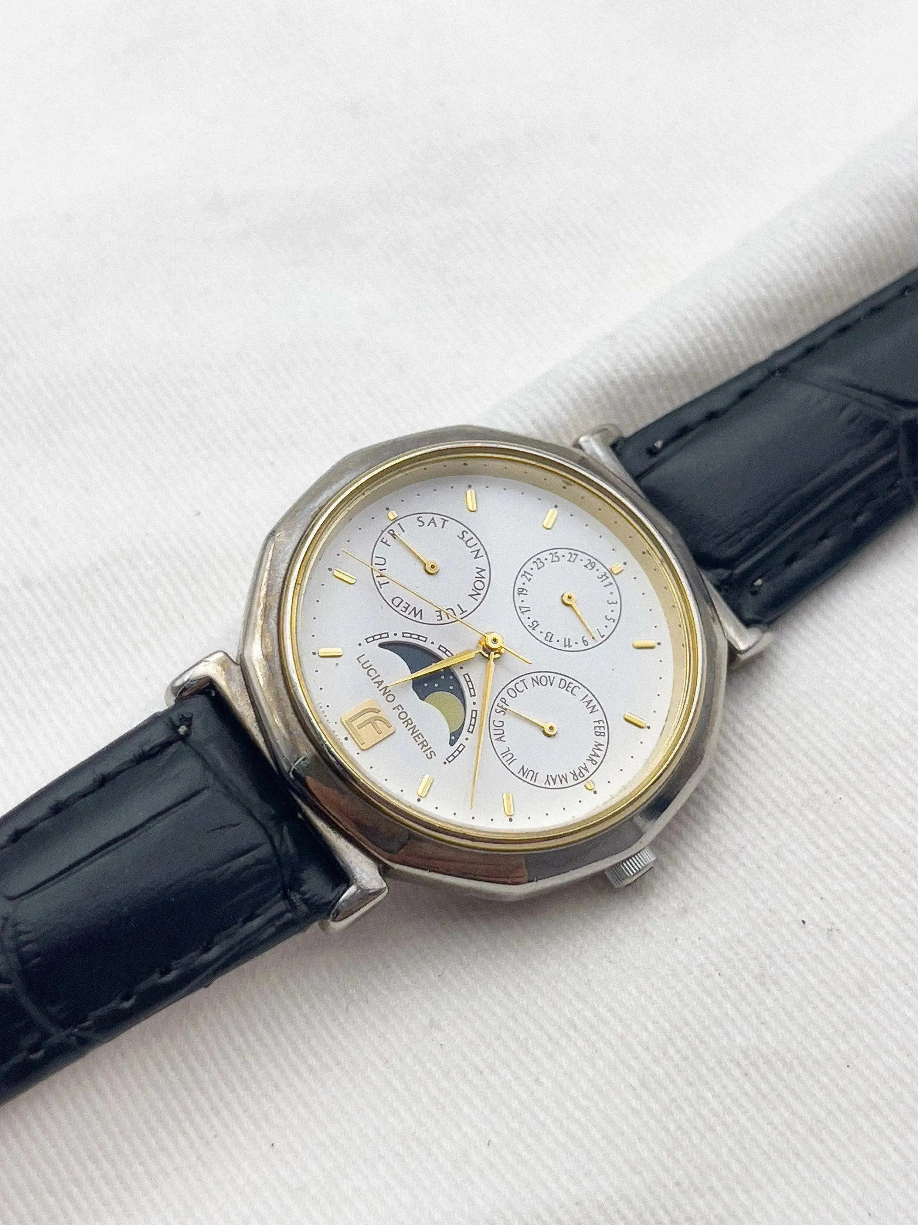 Luciano Forneris par Citizen - Moonphase Triple Calandar - 1980’s - Atelier Victor Paris - Vintage Watch Shop Dubai