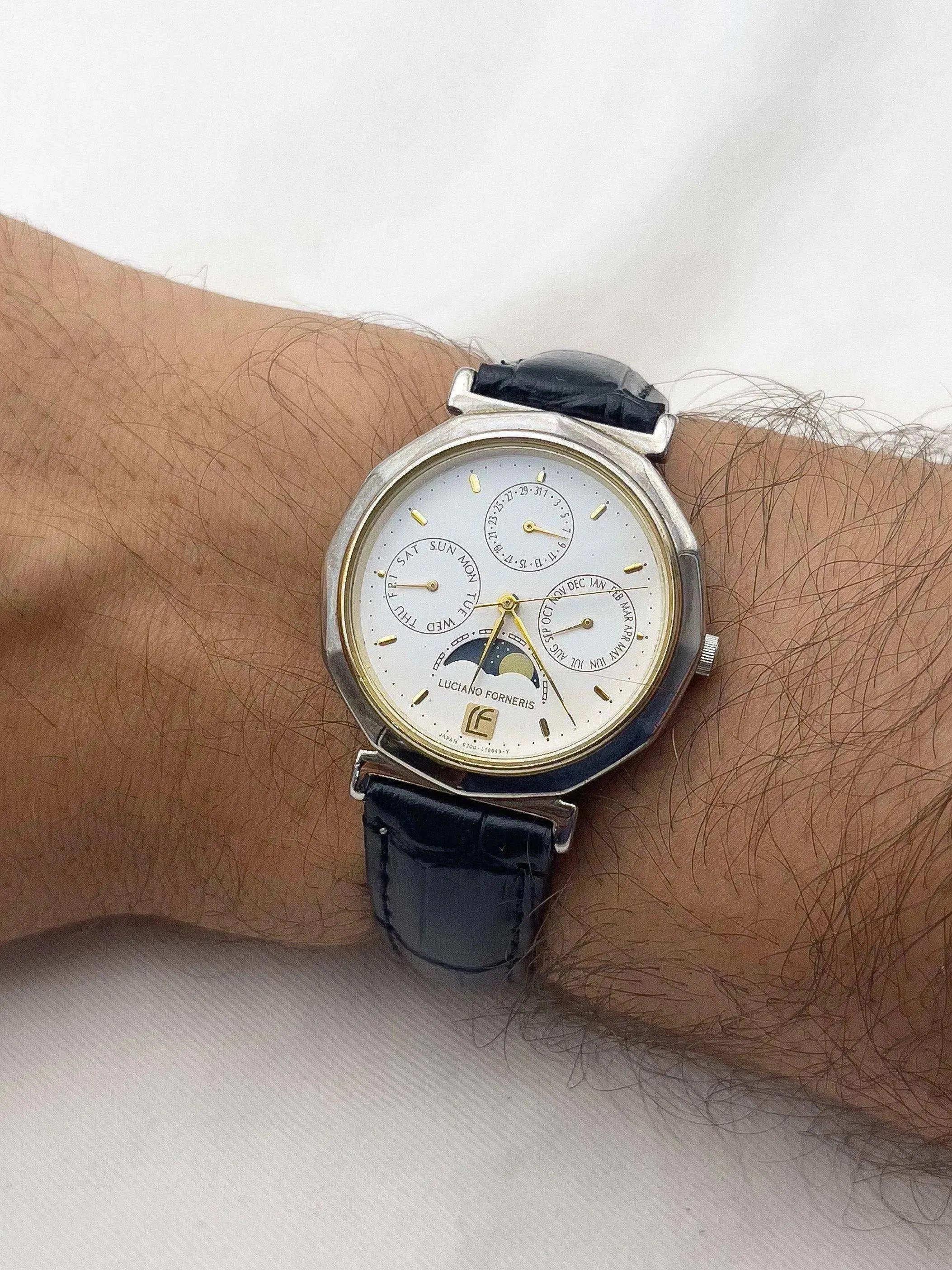 Luciano Forneris par Citizen - Moonphase Triple Calandar - 1980’s - Atelier Victor - Vintage  Shop