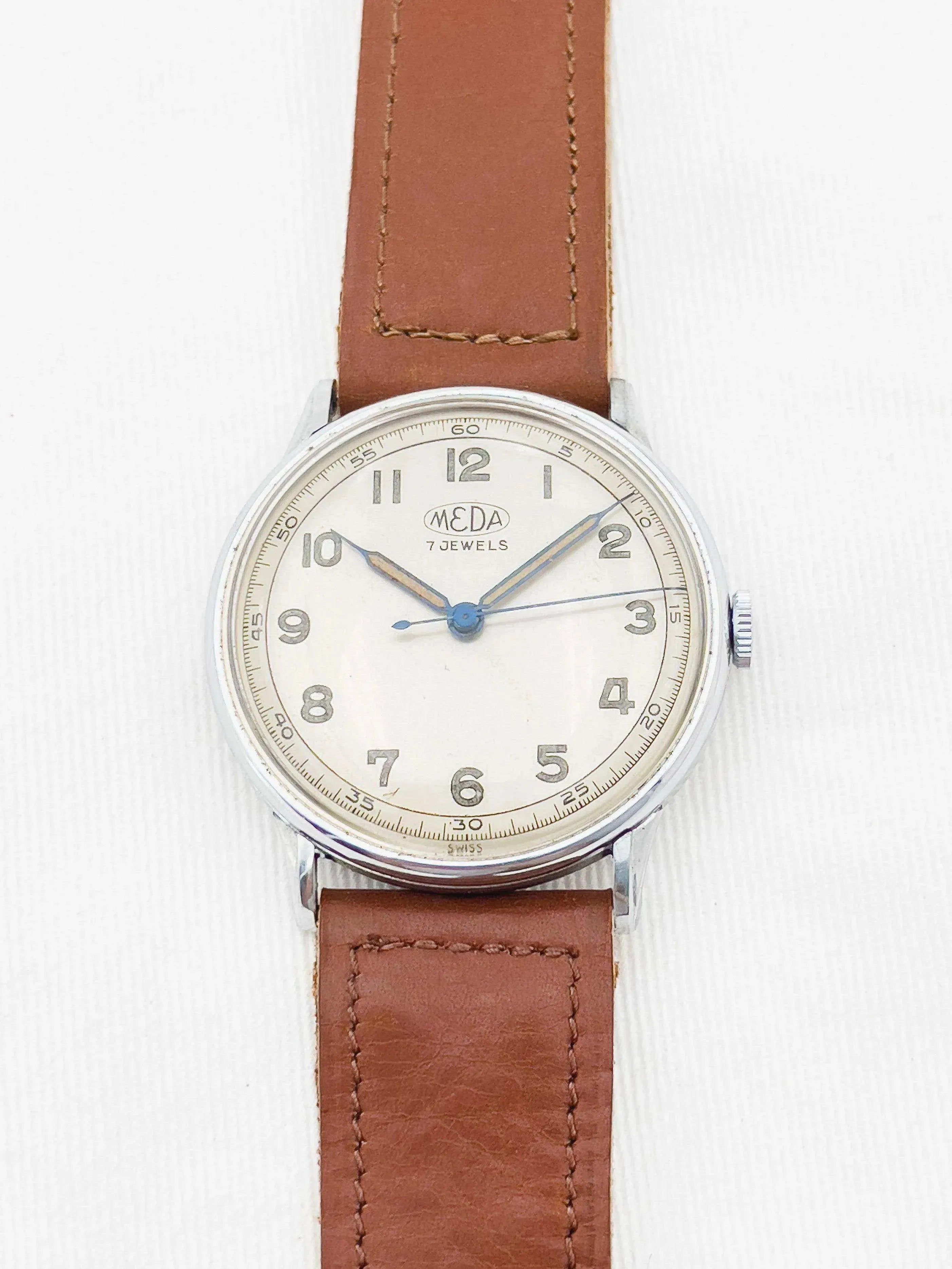 Madena - Oversize Military - 1940’s - Atelier Victor Paris - Vintage Watch Shop Dubai