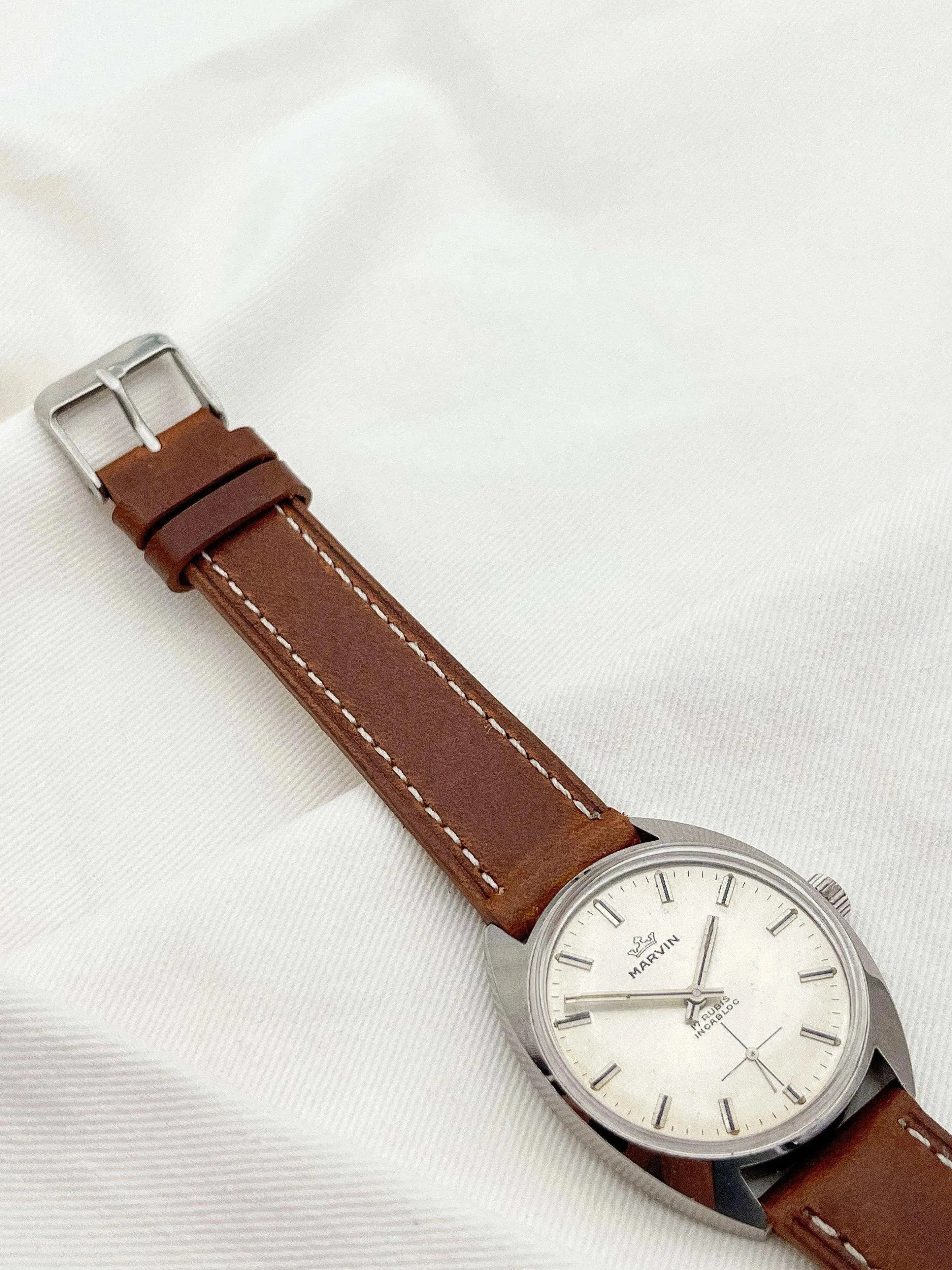 Marvin - Steel Dial Petite Seconde - 1970 - Atelier Victor Paris - Vintage Watch Shop Dubai