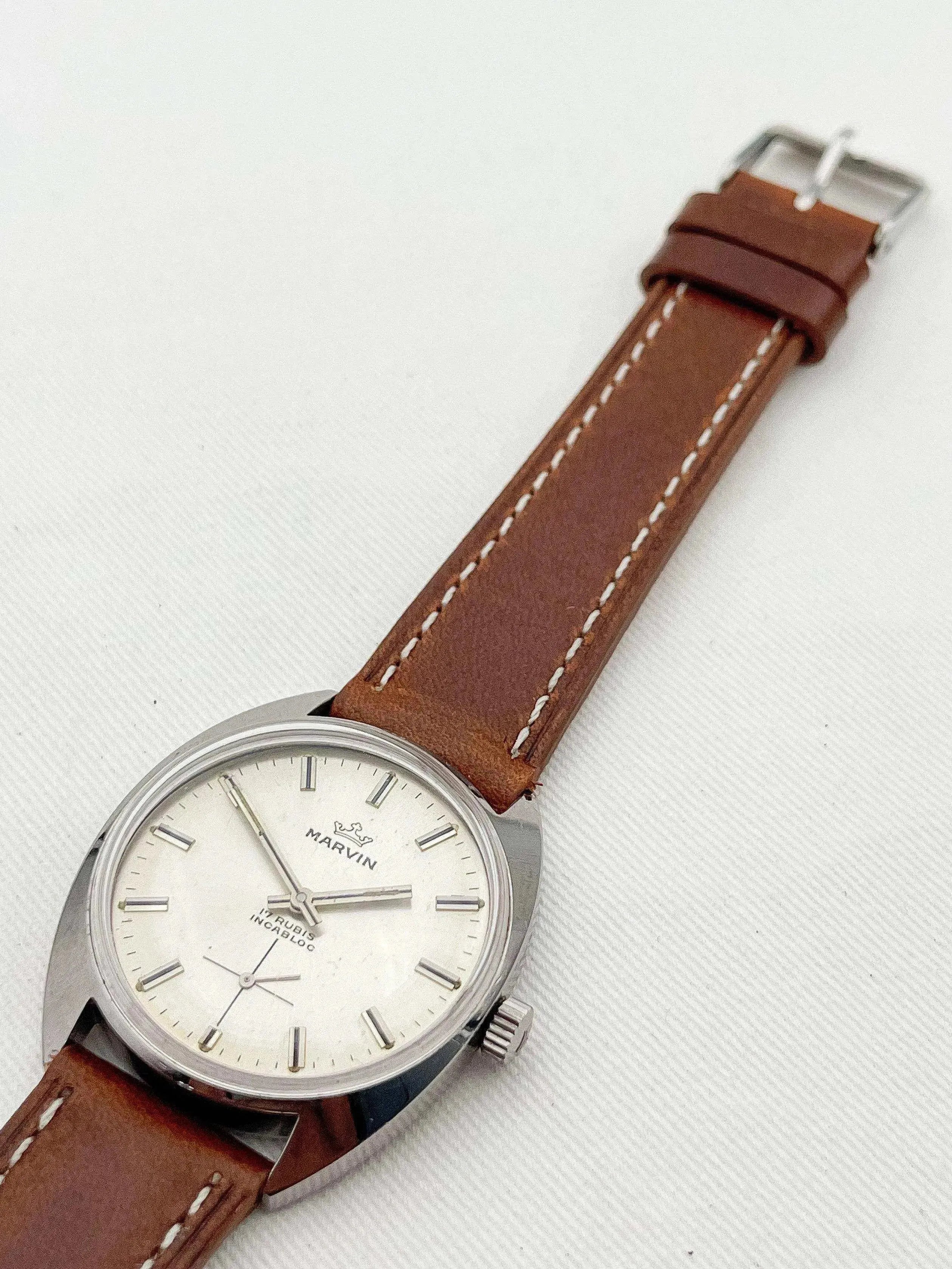 Marvin - Steel Dial Petite Seconde - 1970 - Atelier Victor Paris - Vintage Watch Shop Dubai
