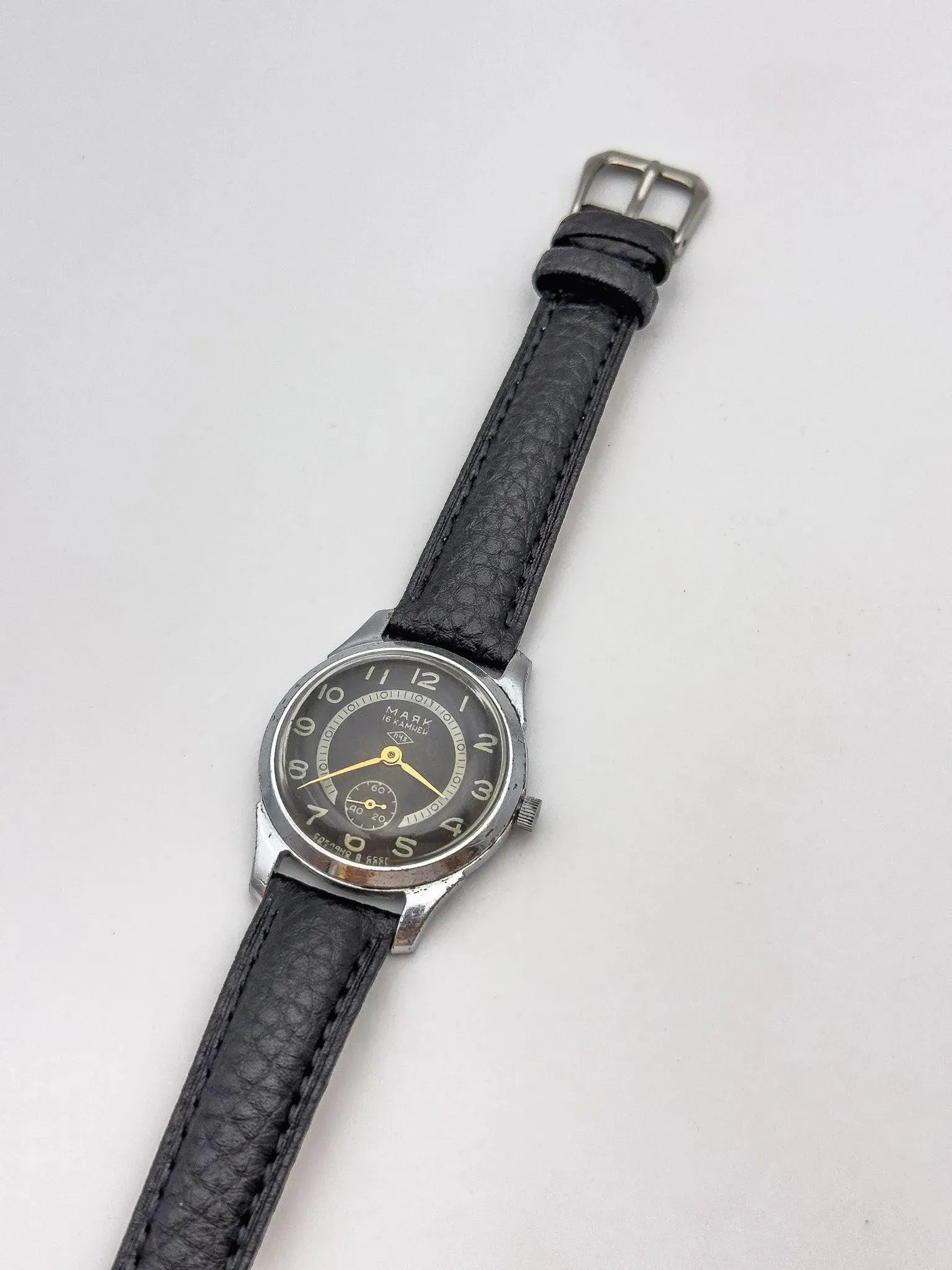 Mayak - Gold Petite Seconde - 1950s - Atelier Victor - Vintage  Shop