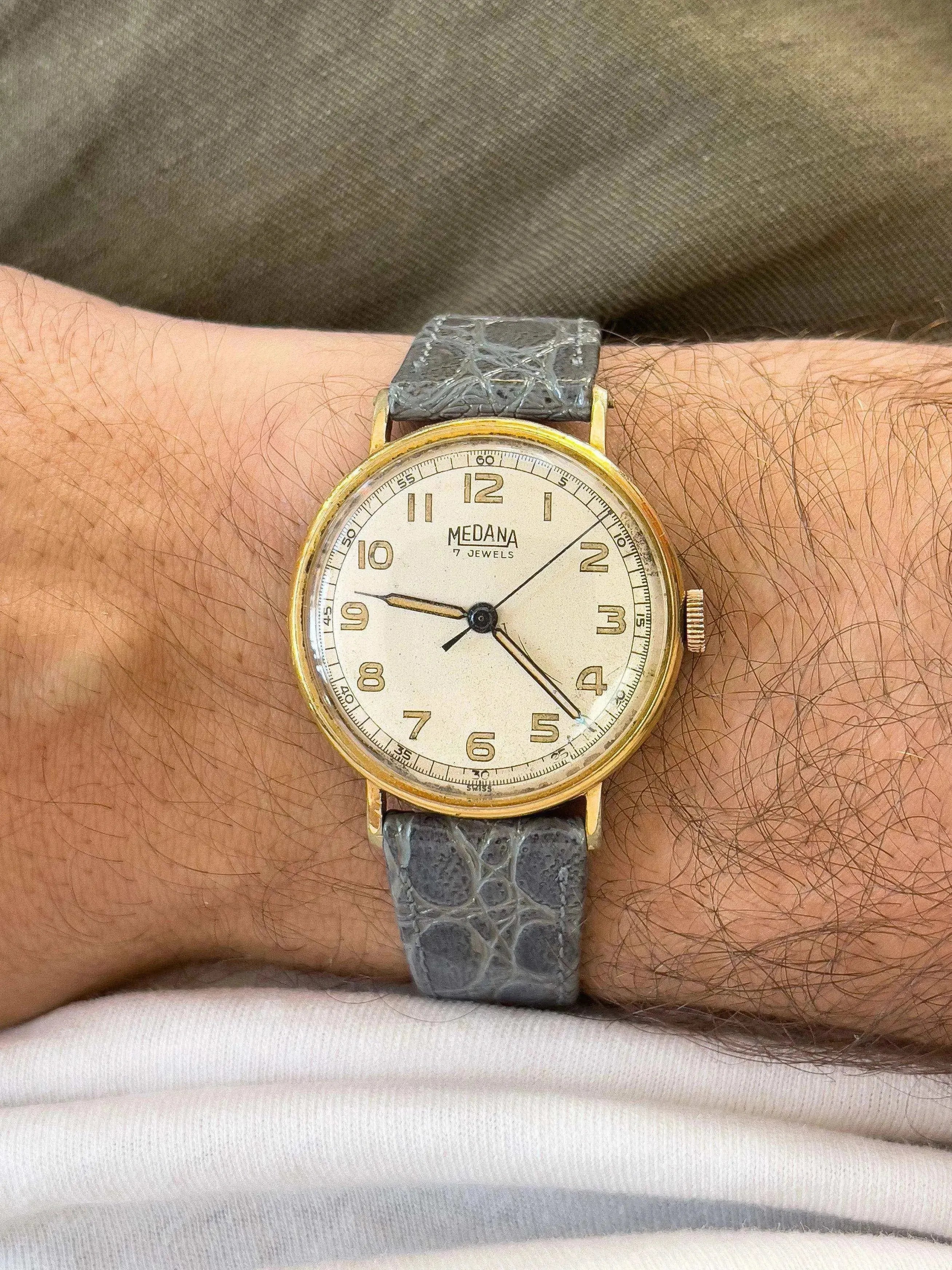 Medana - Military Dial - 1940’s - Atelier Victor - Vintage  Shop
