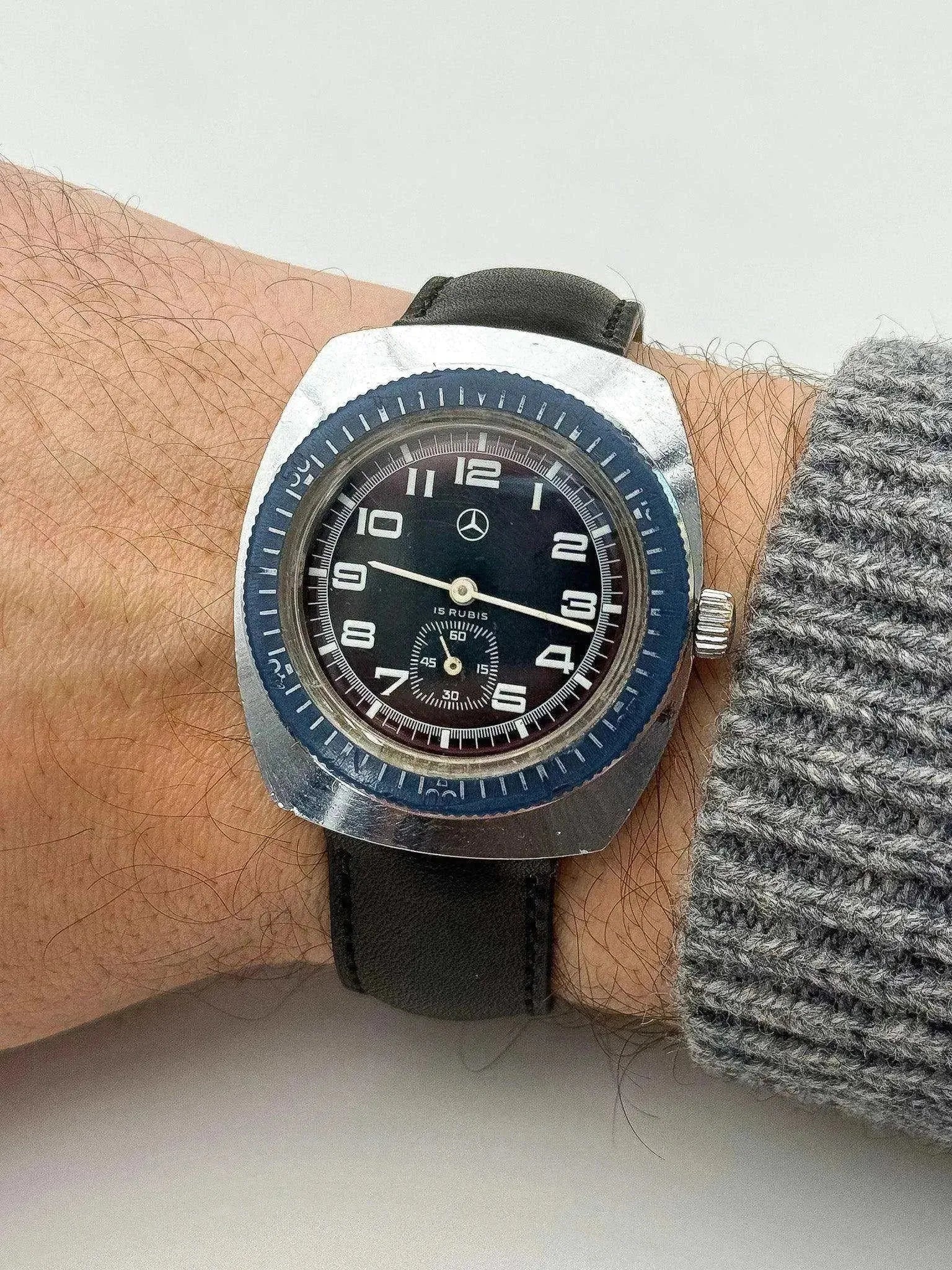 Mercedes - Plongeuse Bleu Ver mercedes - 1960s - Atelier Victor - Vintage Watch Shop