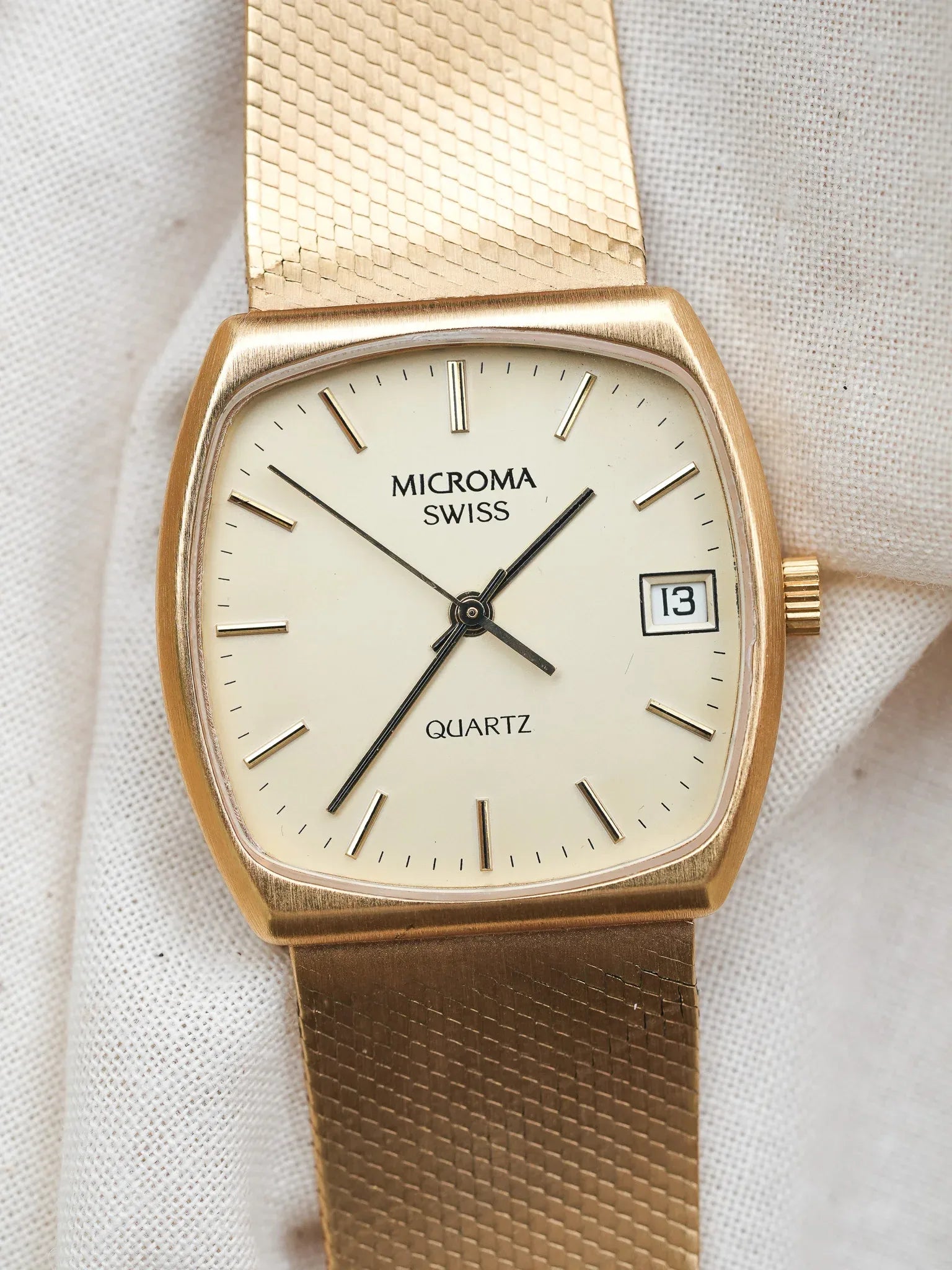 Microma Swiss - Bracelet intégré or date - NOS - 1980s - Atelier Victor