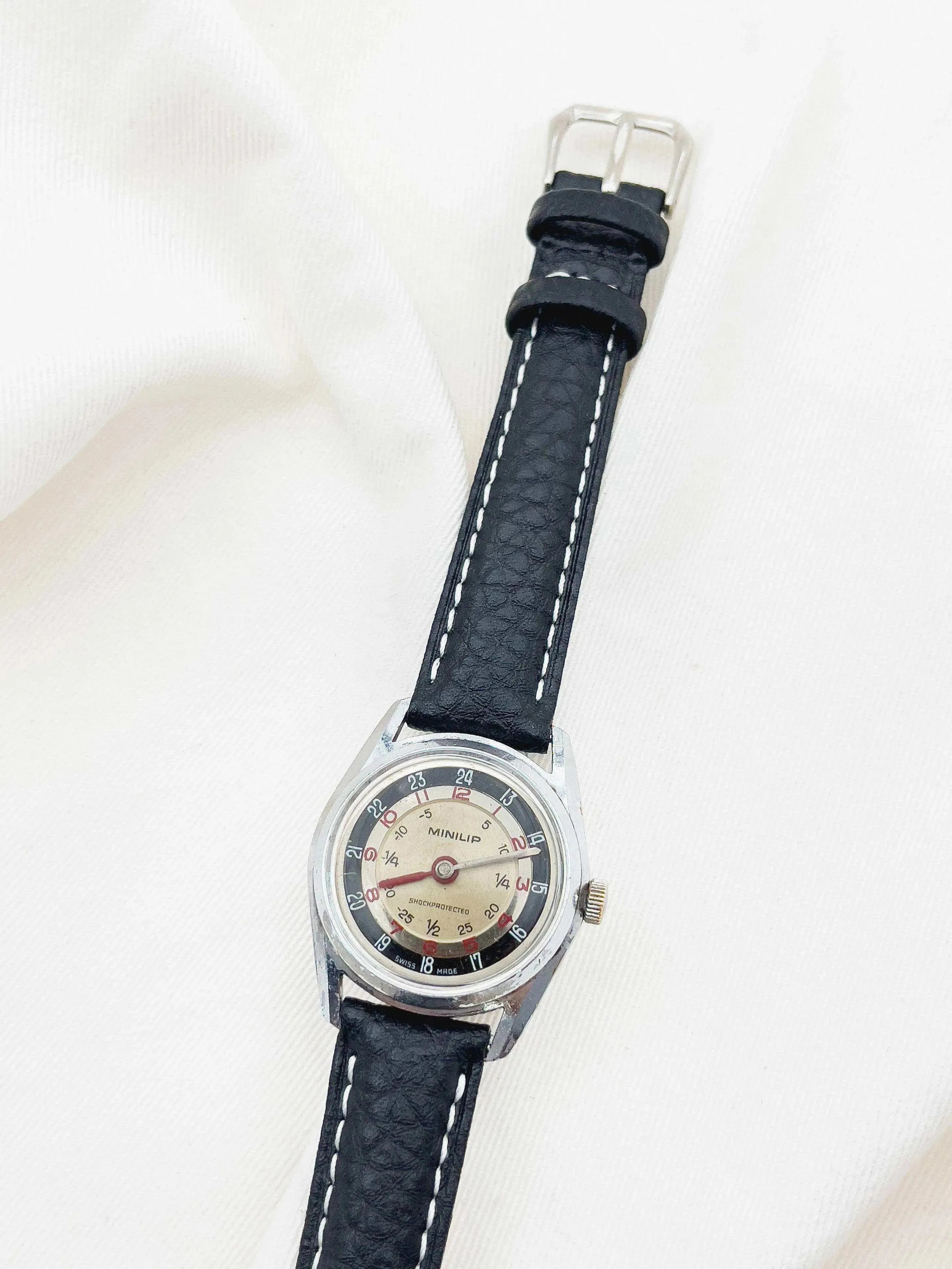 Minilip - Montre éducative Lip - 1969 - Atelier Victor Paris - Vintage Watch Shop Dubai