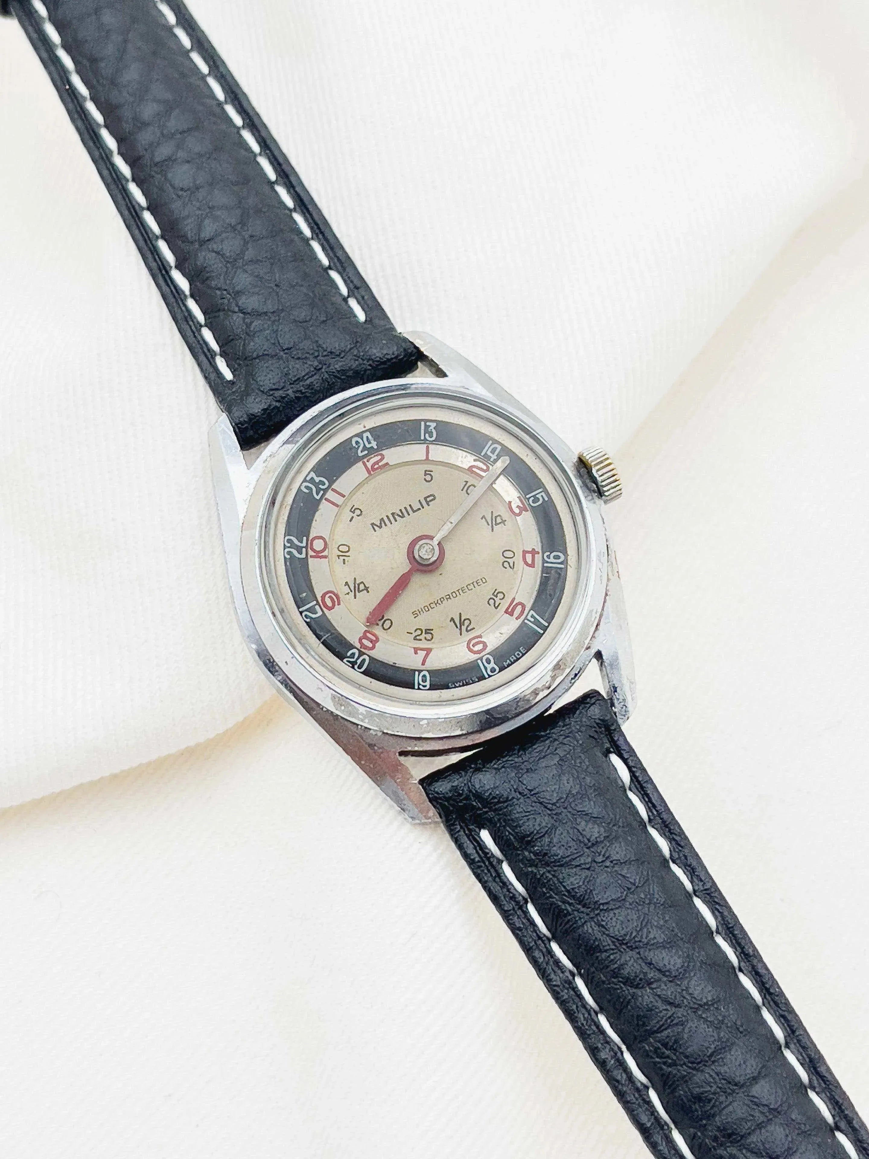 Minilip - Montre éducative Lip - 1969 - Atelier Victor Paris - Vintage Watch Shop Dubai