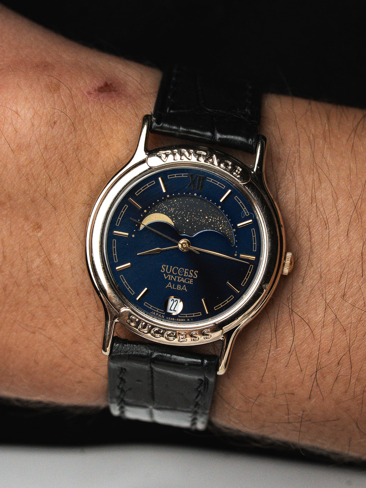 Llevado en la muñeca - Vintage Alba Success Watch V338-6B60 - Atelier Victor