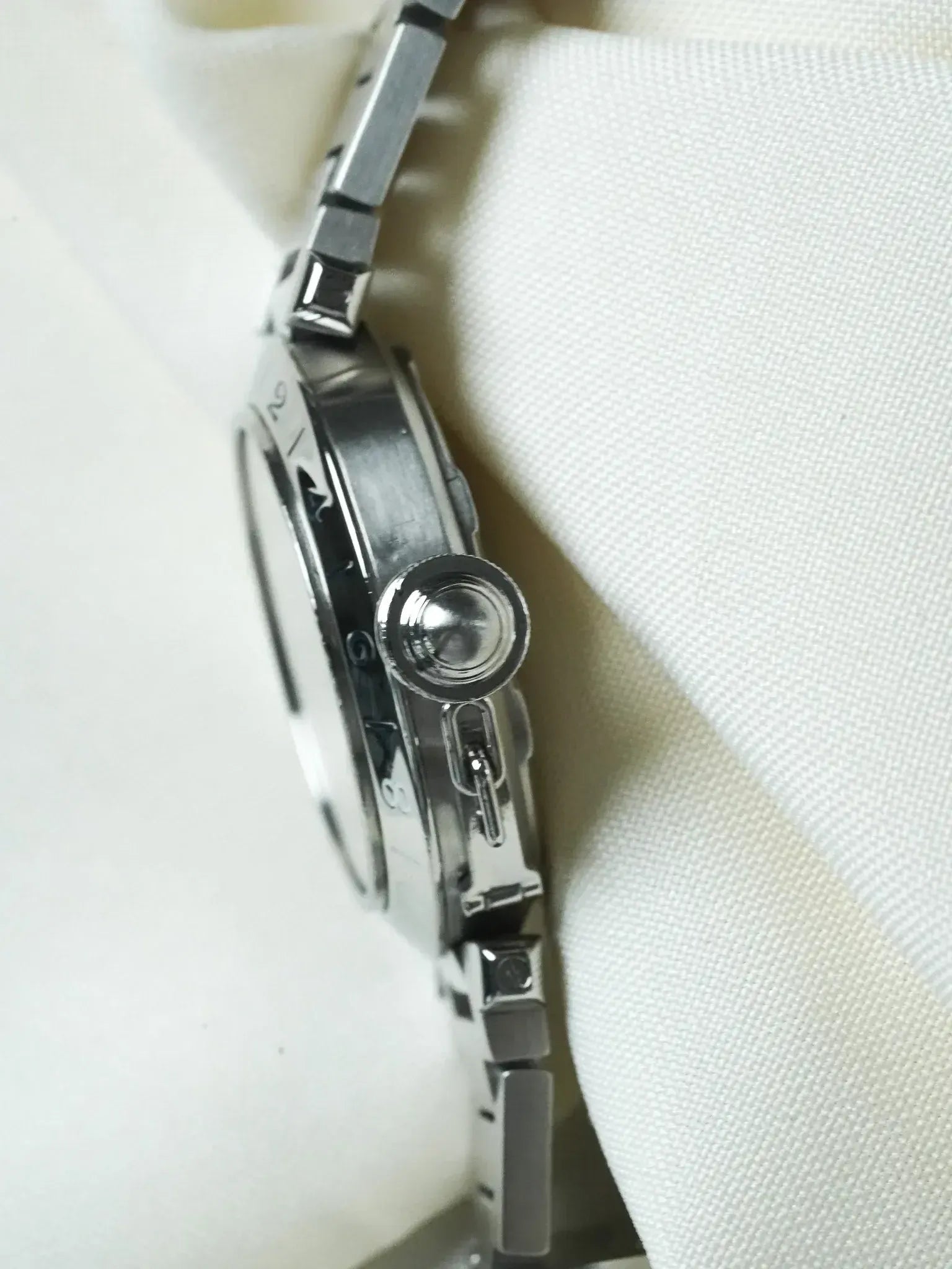 Cartier - Pasha GMT 35mm Cadran Argent Top condition - 2000s - Atelier Victor