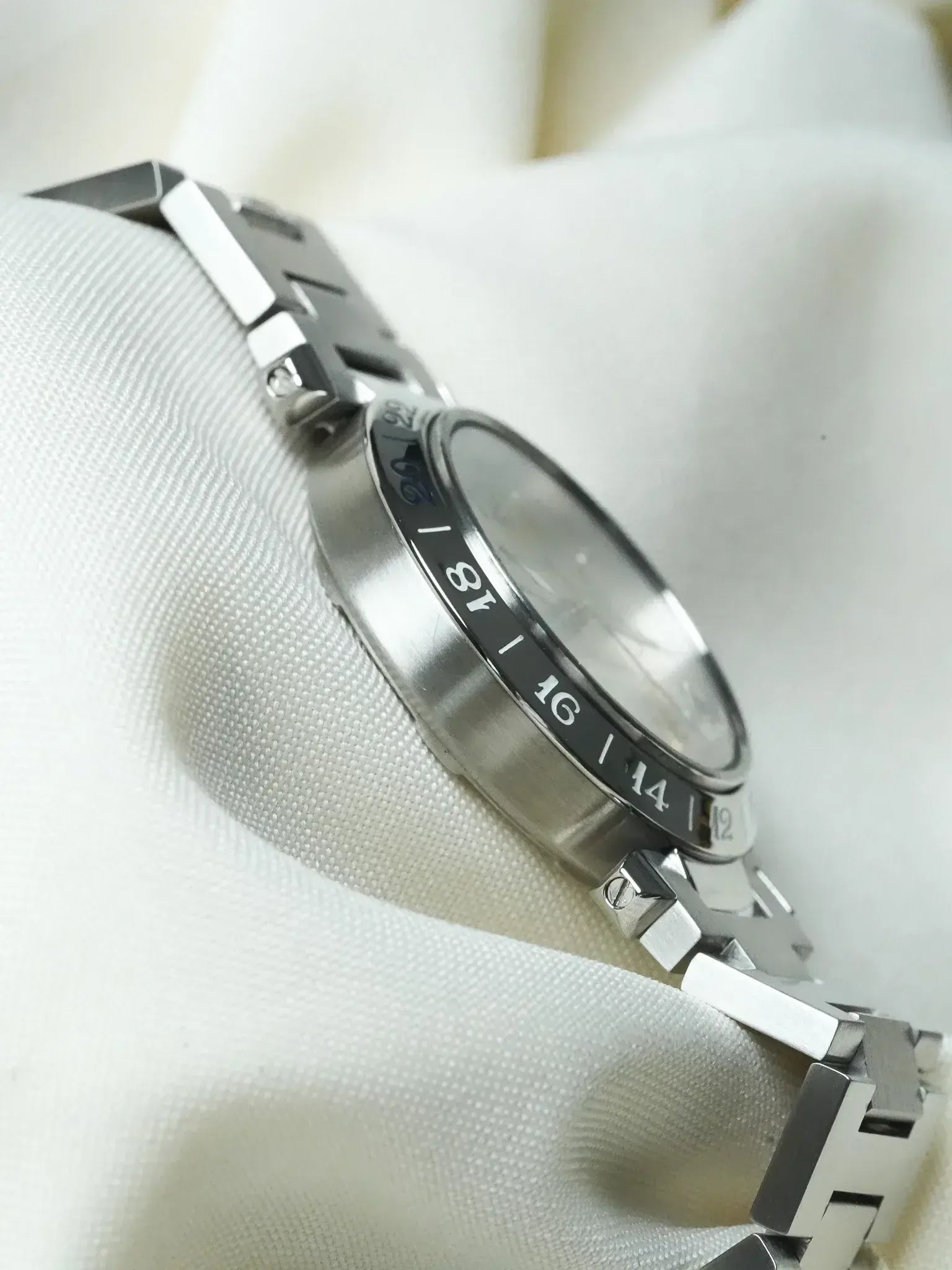 Cartier - Pasha GMT 35mm Cadran Argent Top condition - 2000s - Atelier Victor