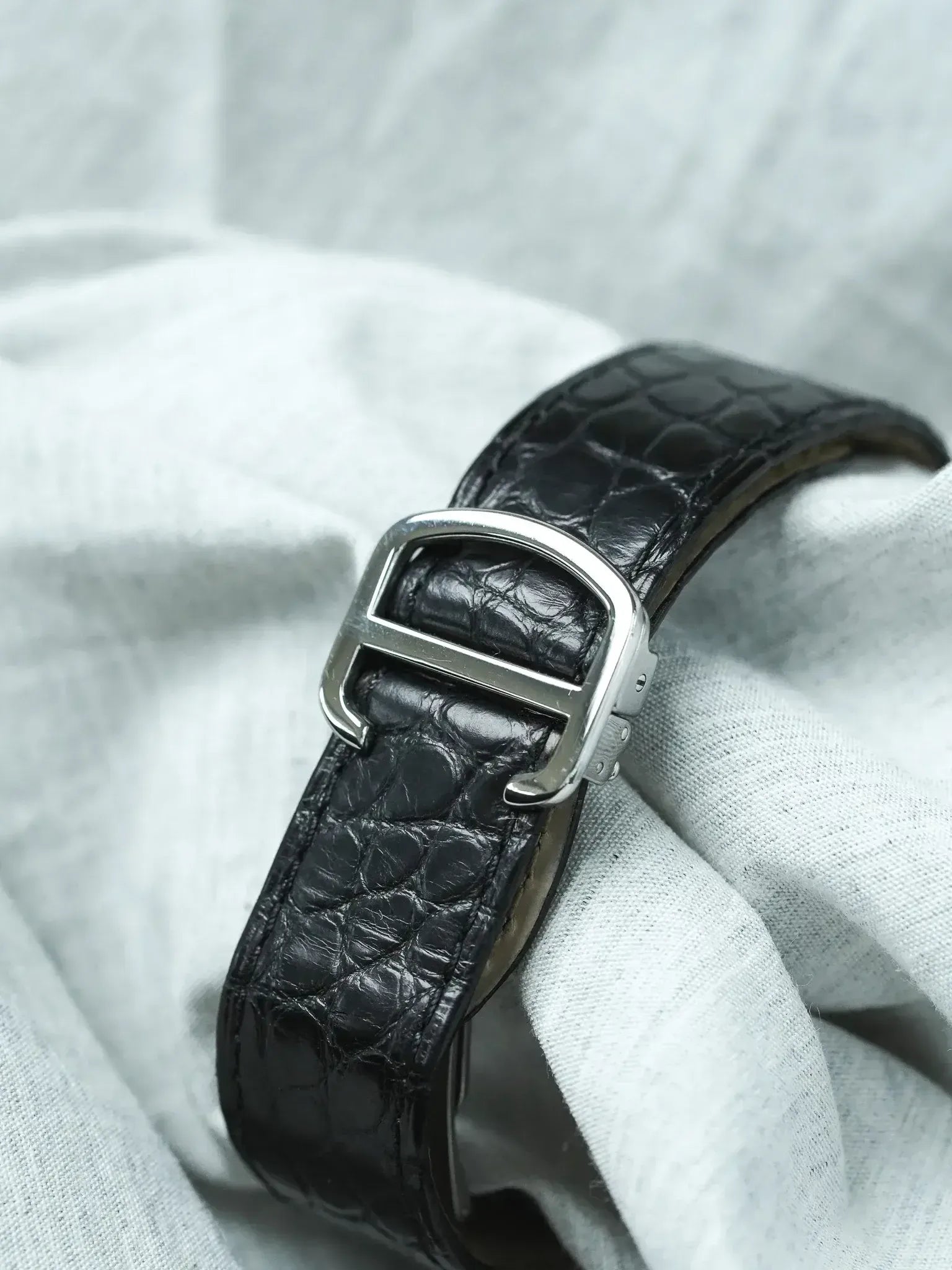 Montre Cartier Tank Solo Large (Ref. 3169) - Acier & Boucle Déployante (2010s) - Atelier Victor