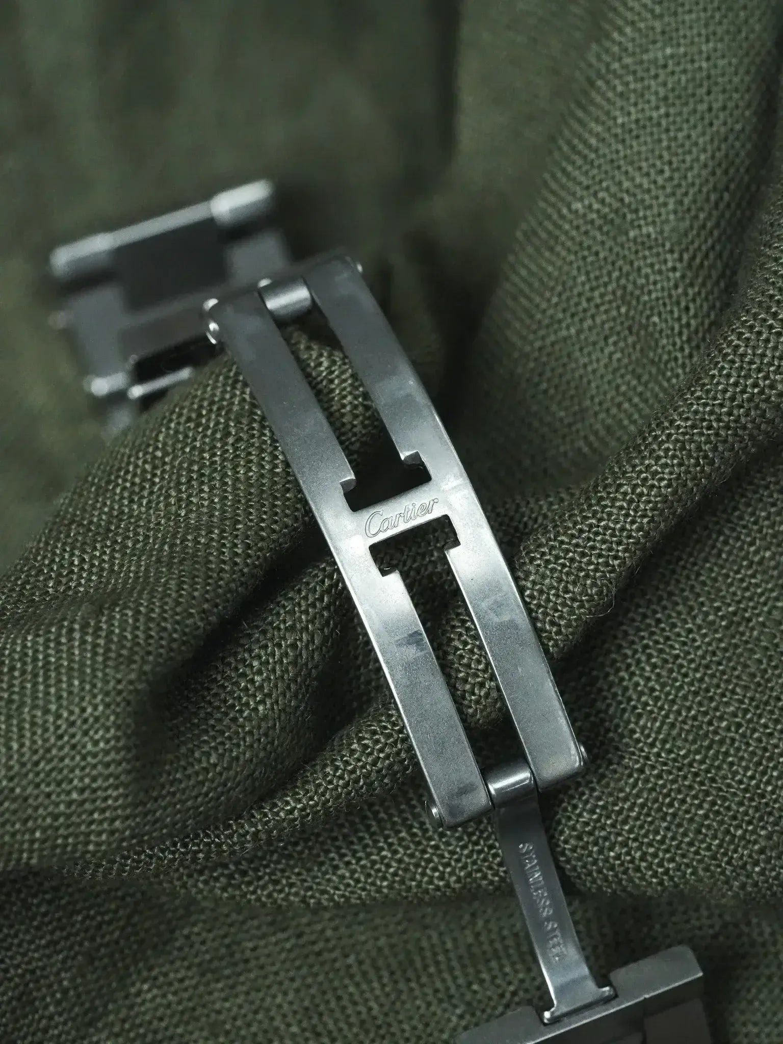 Montre Cartier Tank Solo Medium Acier (Années 2000) – Réf. 3170 Bracelet Acier - Atelier Victor