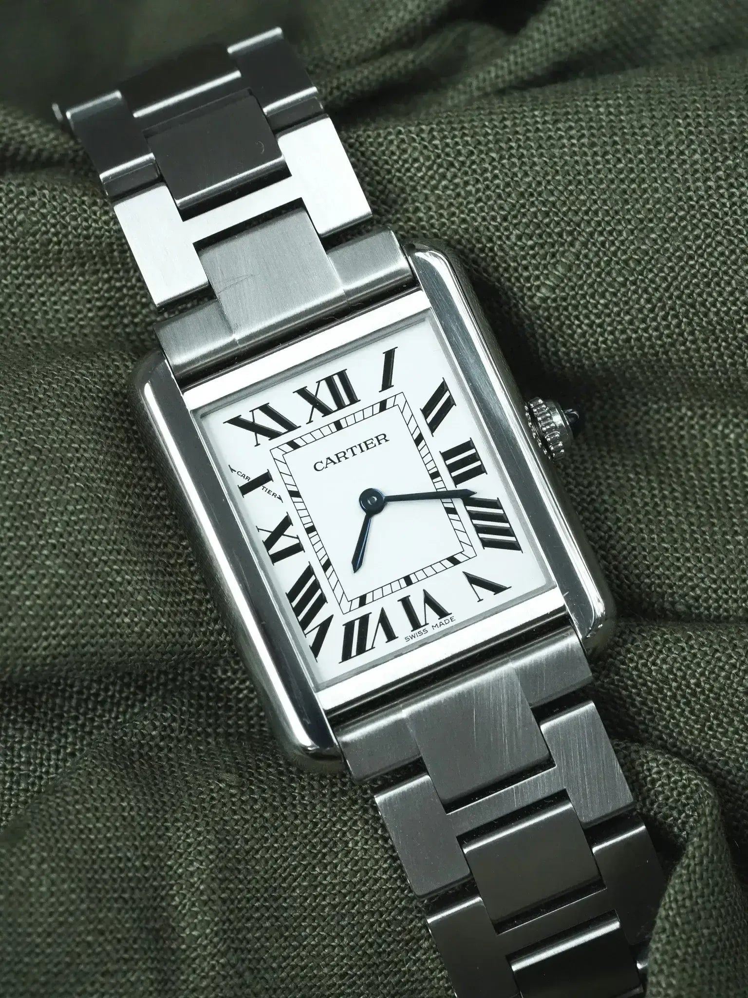 Montre Cartier Tank Solo Medium Acier (Années 2000) – Réf. 3170 Bracelet Acier - Atelier Victor