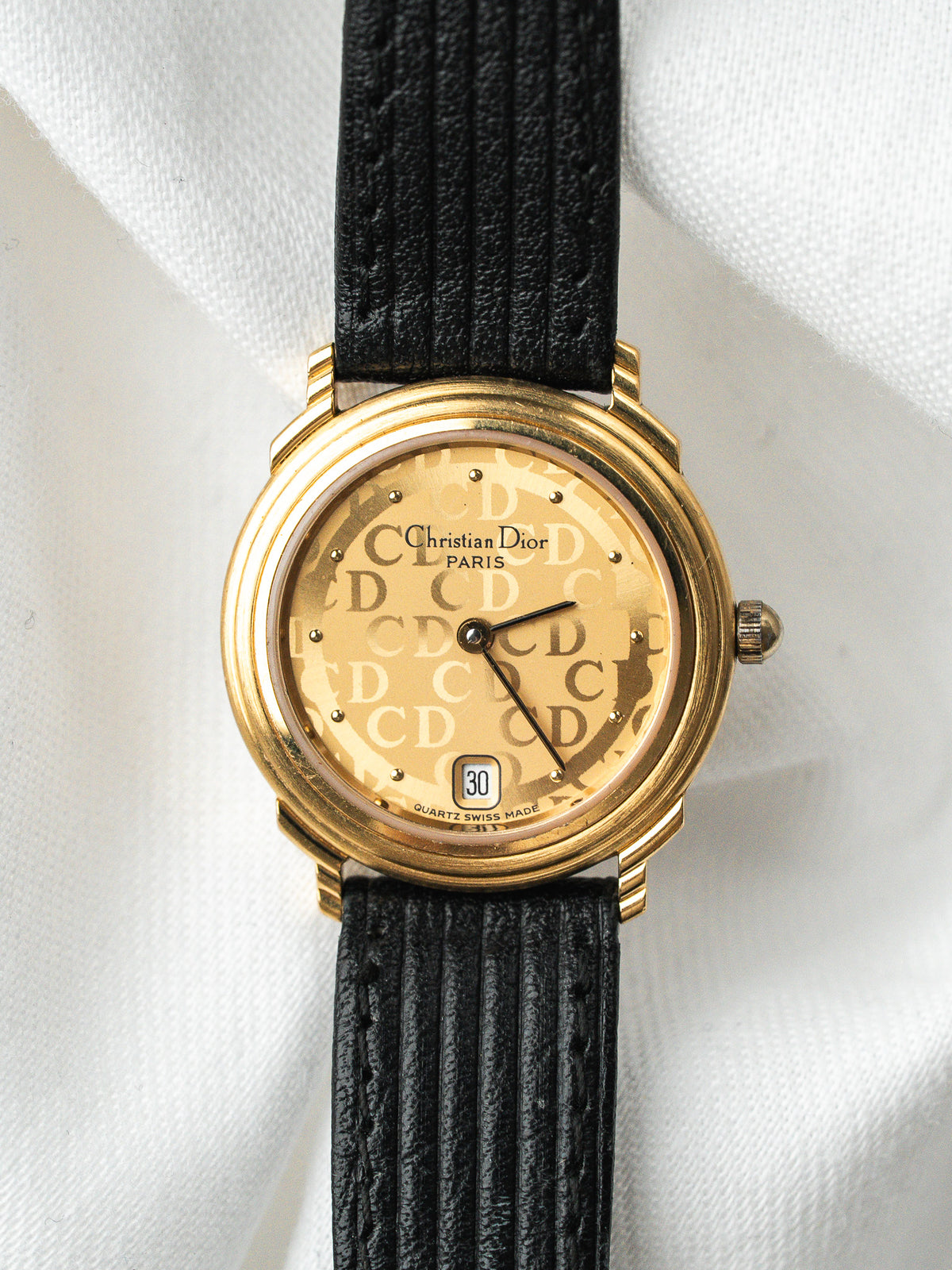 Christian Dior Vintage Watch 40.122.2 — 字母组合图案 (1990s) 
