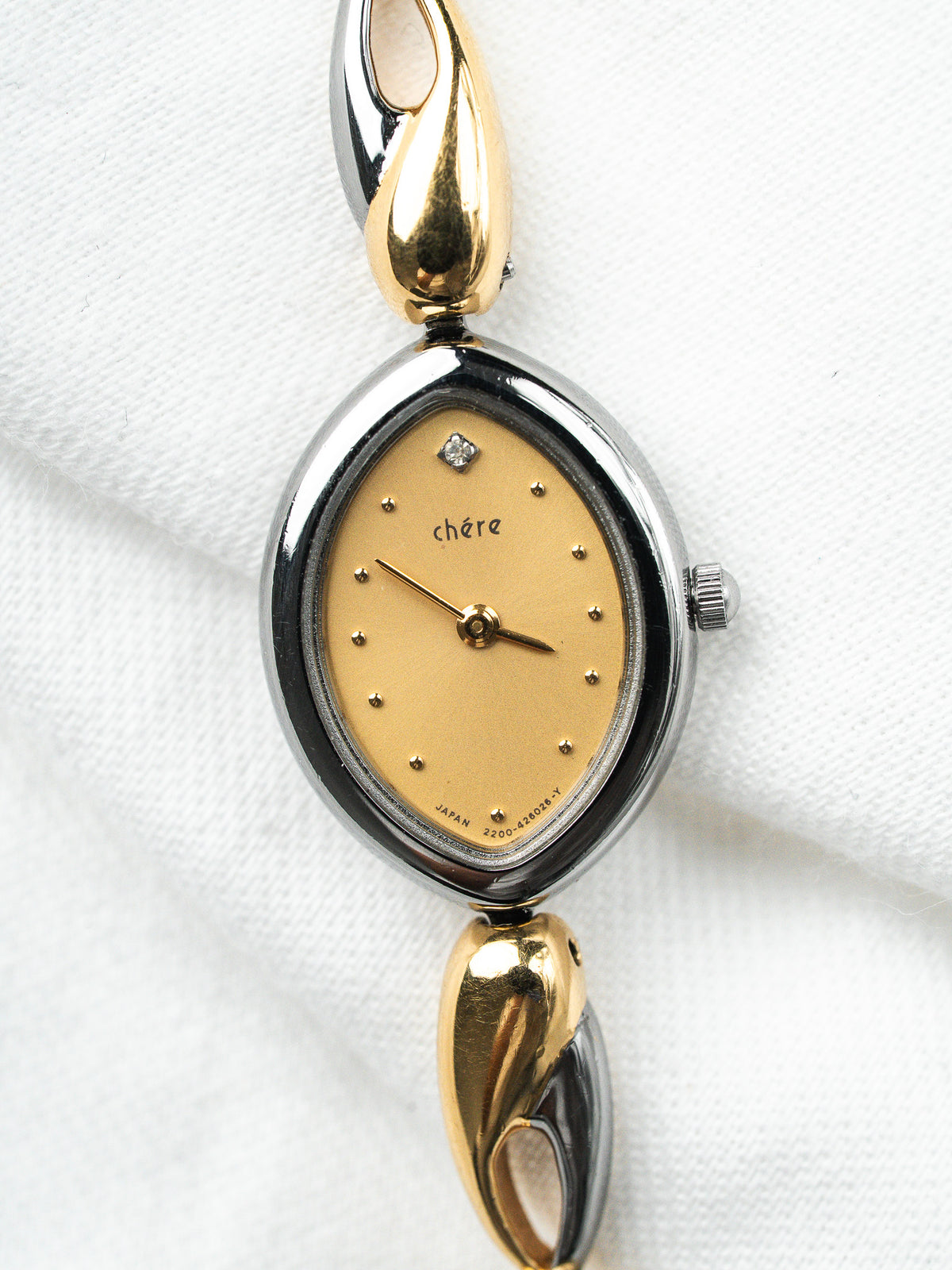 Citizen Watch 昂贵 — 双色椭圆鸡尾酒款 镶嵌宝石 (1996) 