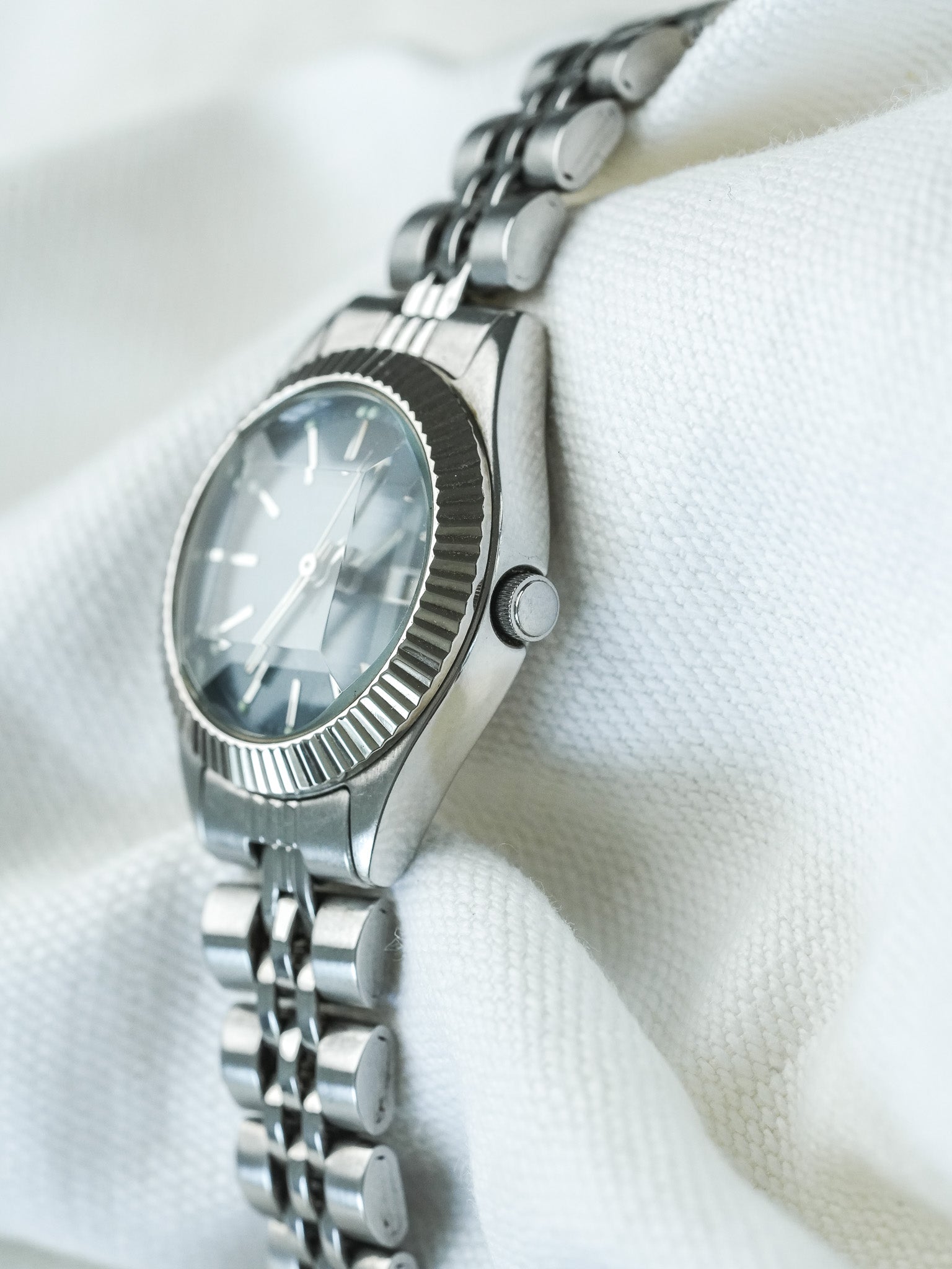 Orologio Citizen Daydate Facette 6000-K09338 in acciaio 26 mm 1980 vintage 