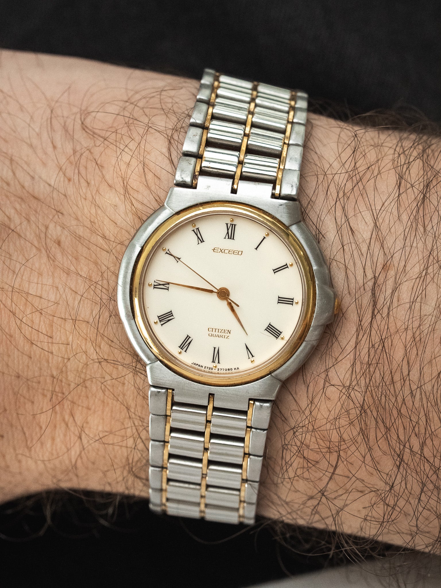 Vintage Citizen Exceed Watch — Round Two-Tone Cream Dial Roman