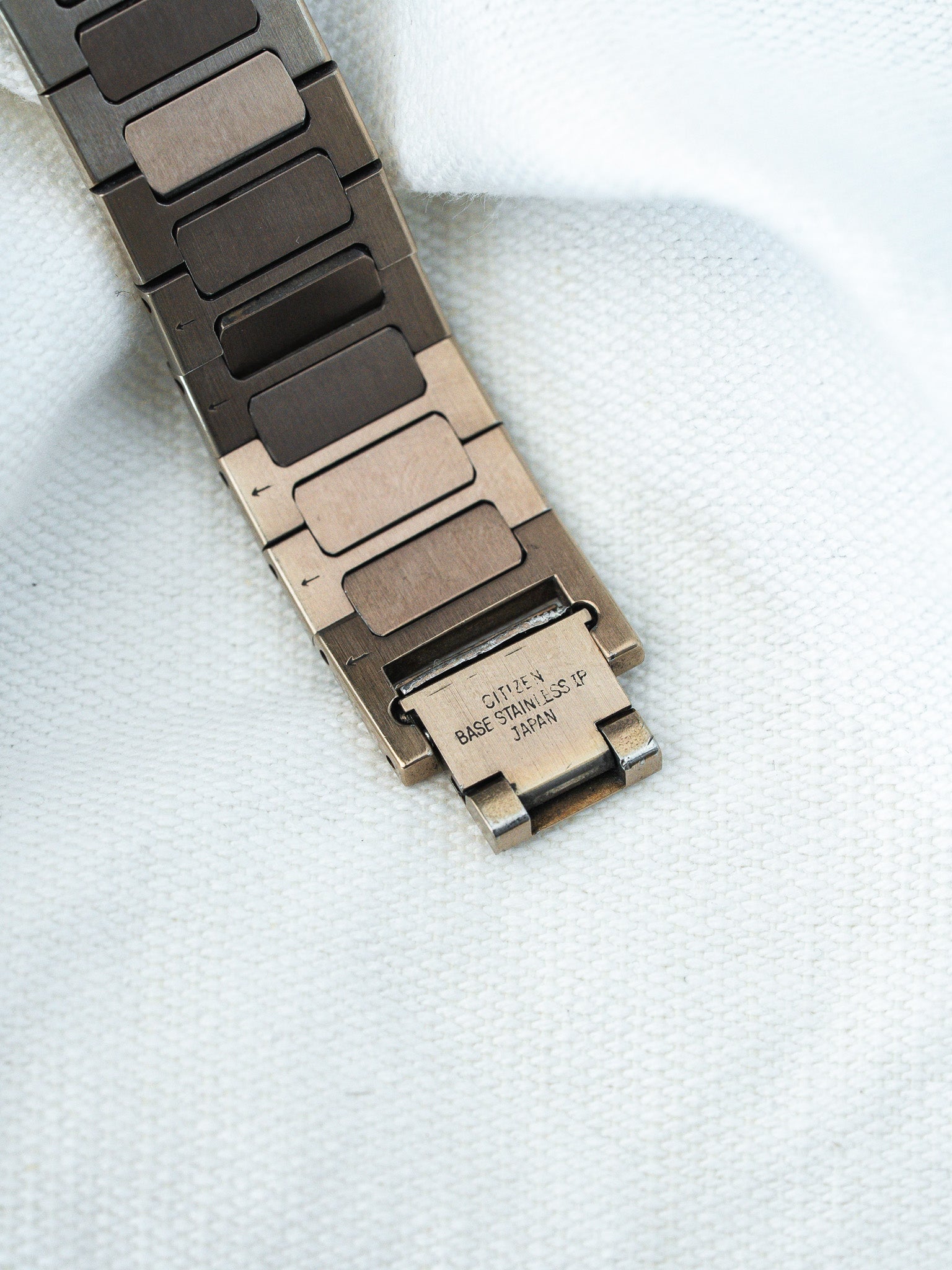 Montre Citizen Exceed Vintage - Tonneau Acier Bronze (1997) - Atelier Victor