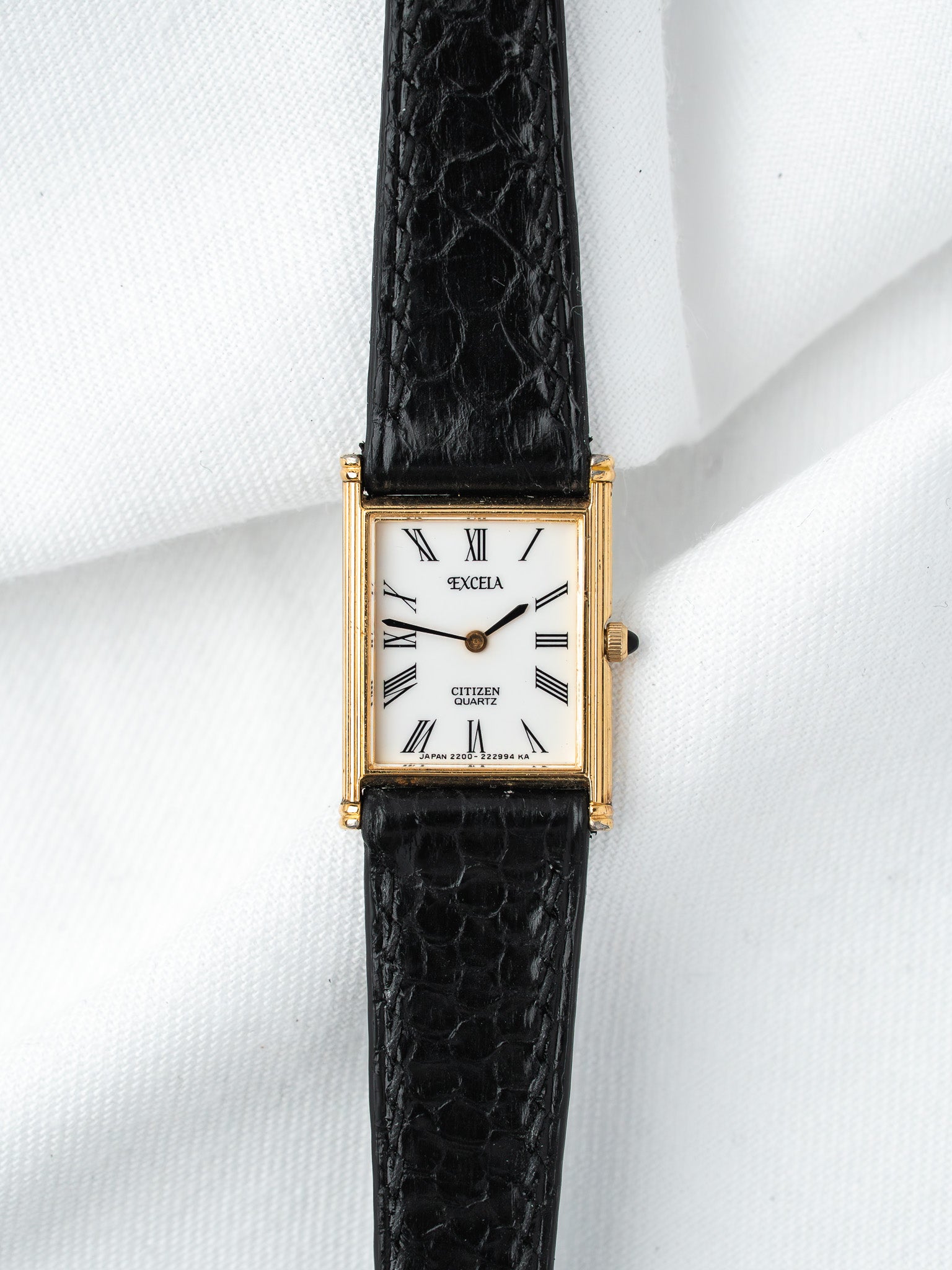 Vintage Citizen Gold-Plated Rectangular Watch — White Dial (1982