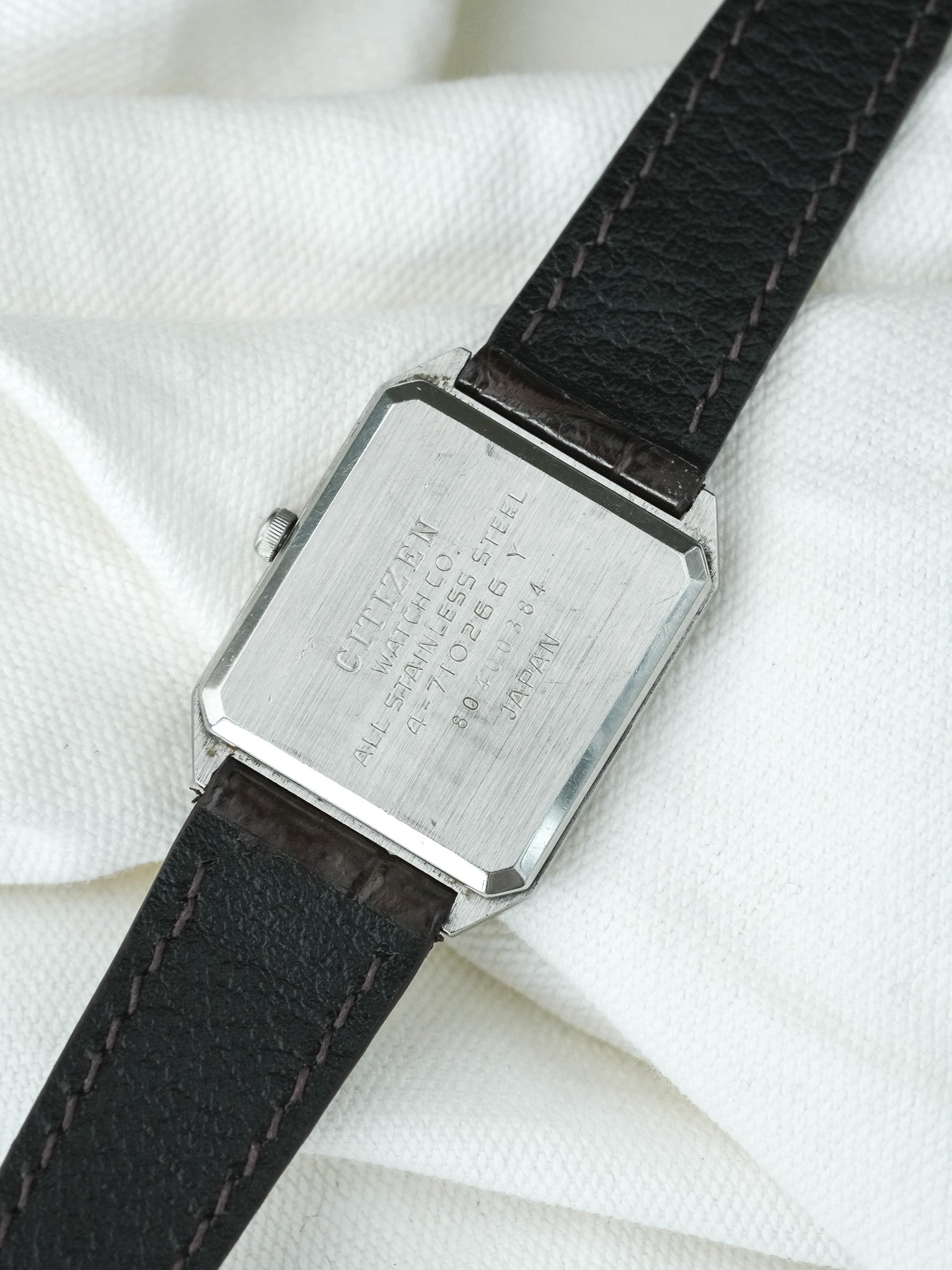 Vintage Seiko 7321-5820 Fluted Pre-Owned Watch | Vintage 1985