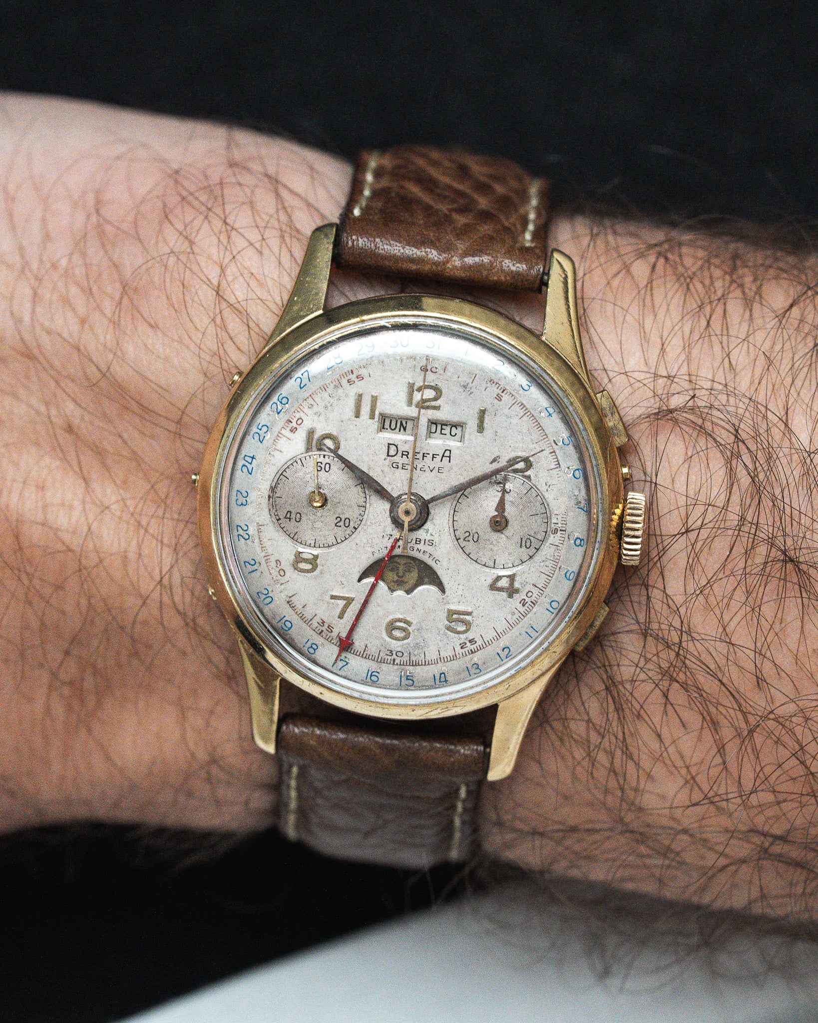 DREFFA 14KT ALLGOLD 手巻き時計 1944年 スイス ジャンク Vintage Dreffa Watches Genève & Pre-owned | Swiss Watchmaking