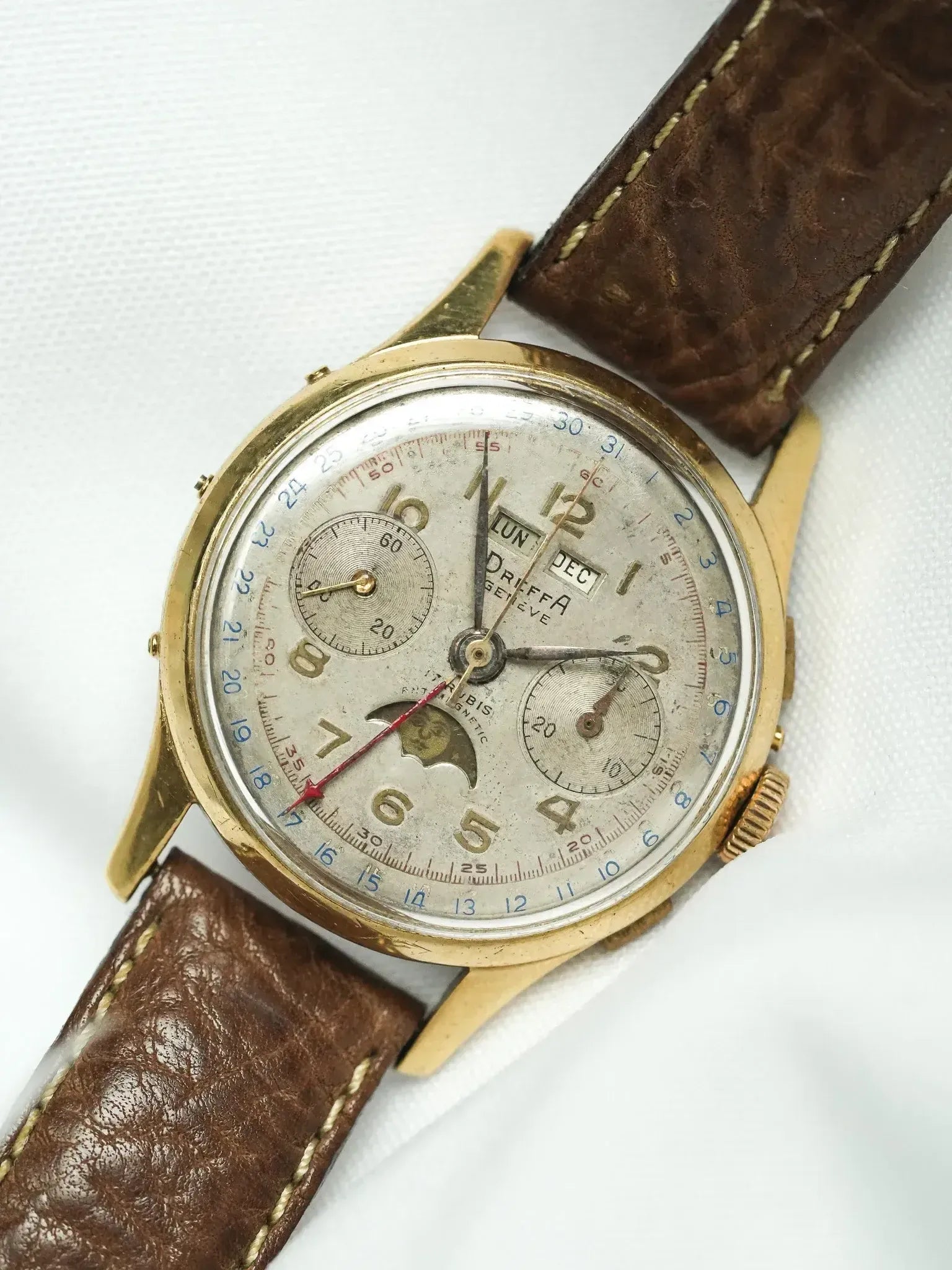 Montre Dreffa Genève Chronographe Phases de Lune Vintage - Plaqué Or 37mm (Années 1950) - Atelier Victor