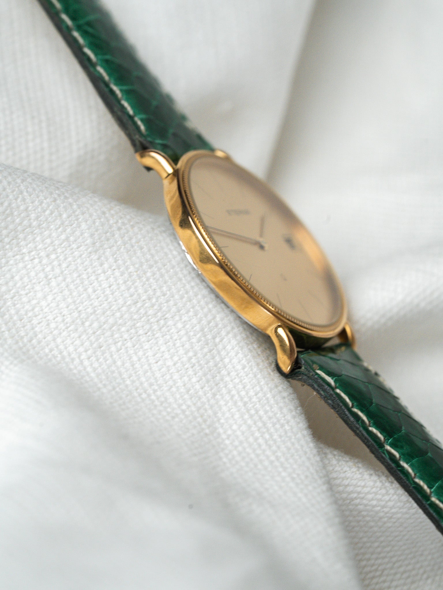 Montre Eterna Vintage - Plaqué or guilloché (Années 1990) - Atelier Victor