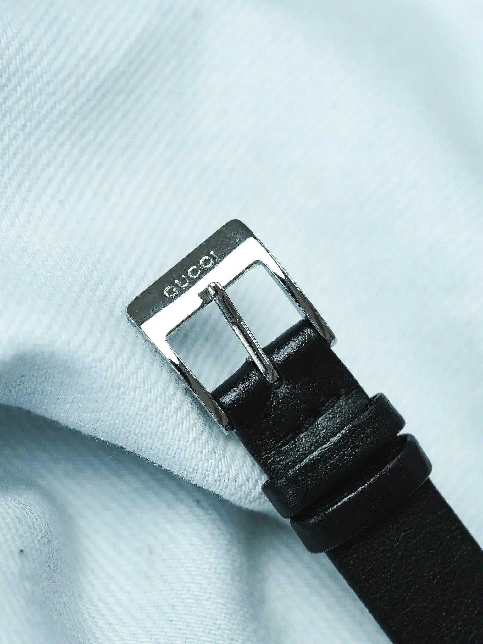 Vintage Rectangular Watch Gucci (2000s) – Stainless Steel 17mm 