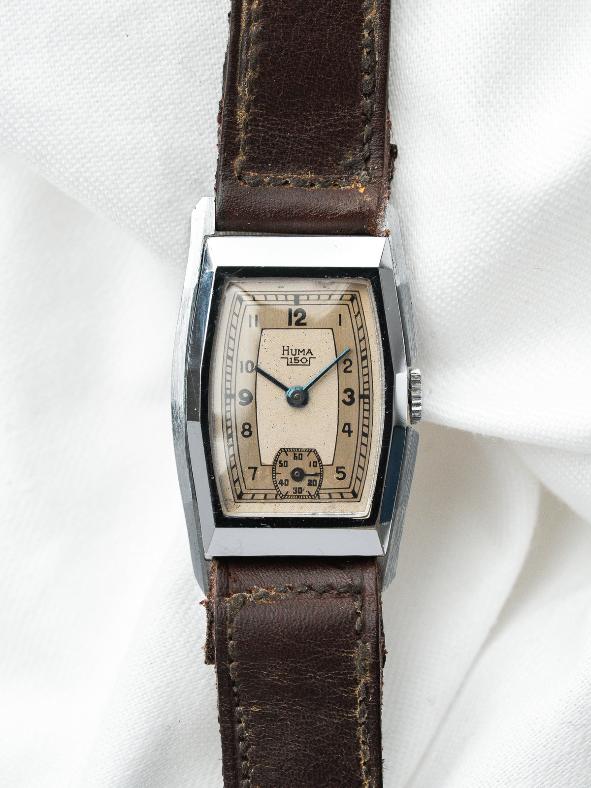Huma فينتاج Watch Tonneau — قرص بمؤشرات قطاعات NOS (1940s) 