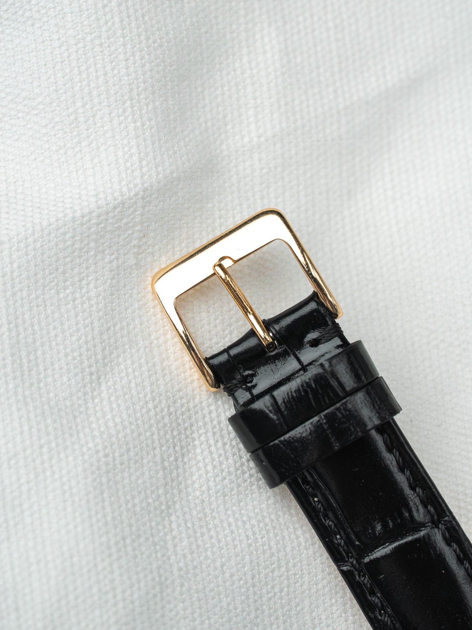 Montre IWC Schaffhausen Calatrava Vintage - Or Jaune 18k 36mm (1946-1948) - Atelier Victor