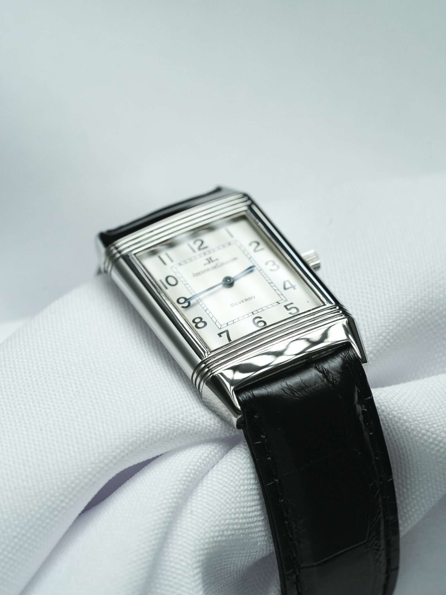 Montre Jaeger-LeCoultre Reservo 250.8.86 Vintage - Manuel Extra-Plate Acier (1990s) - Atelier Victor