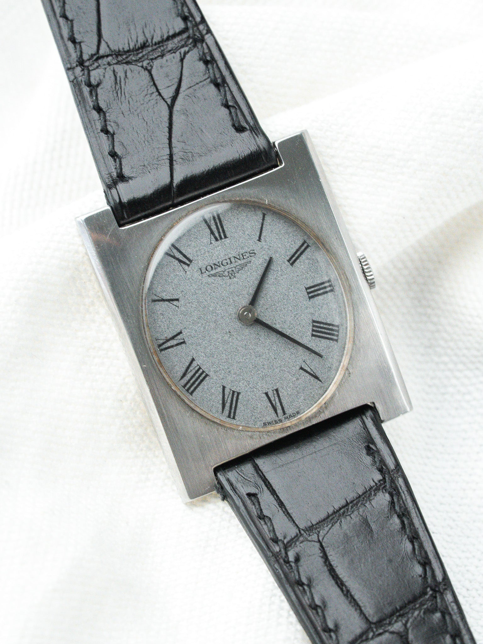 Longines Tank Watch 8099.3 Vintage 1968 | Atelier Victor