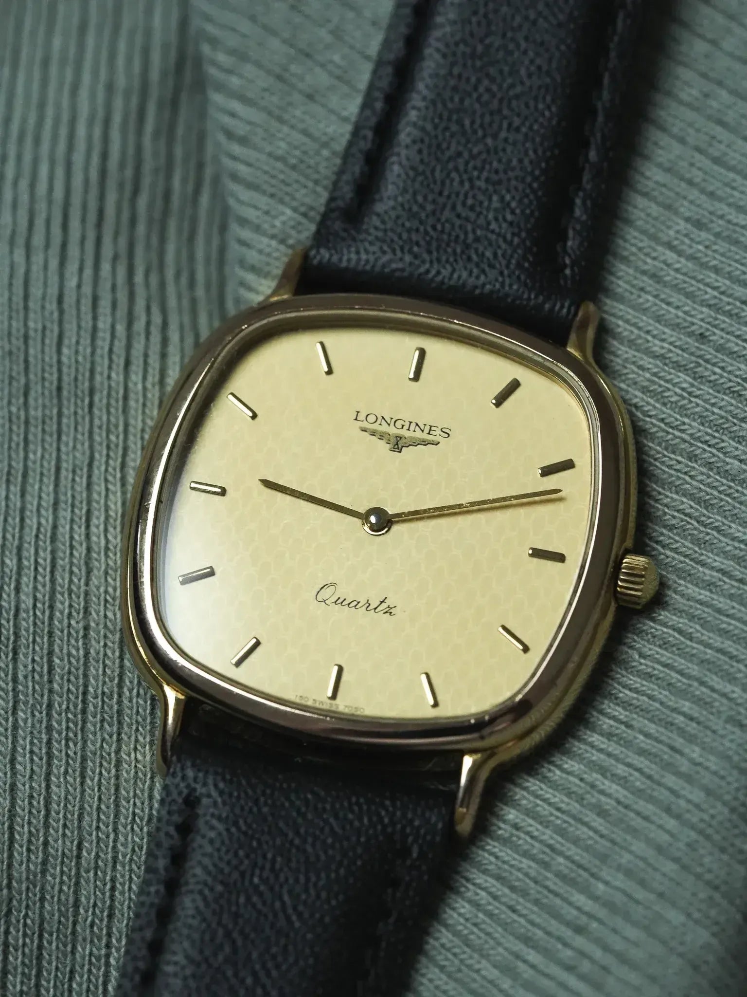 Montre Longines Vintage (1980s) - TV plaqué or Cadran nid d'abeilles - Atelier Victor