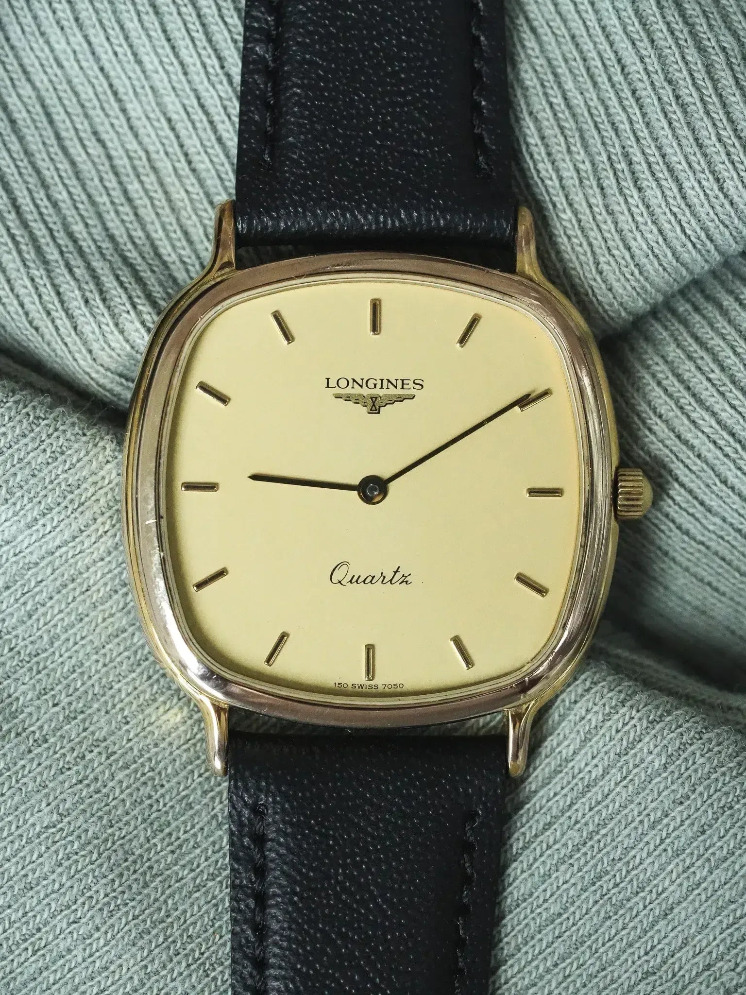 Montre Longines Vintage (1980s) - TV plaqué or Cadran nid d'abeilles - Atelier Victor