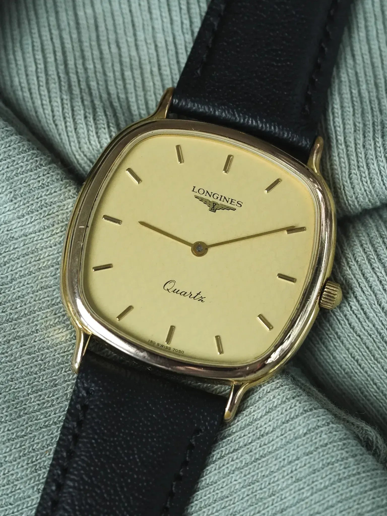 Montre Longines Vintage (1980s) - TV plaqué or Cadran nid d'abeilles - Atelier Victor