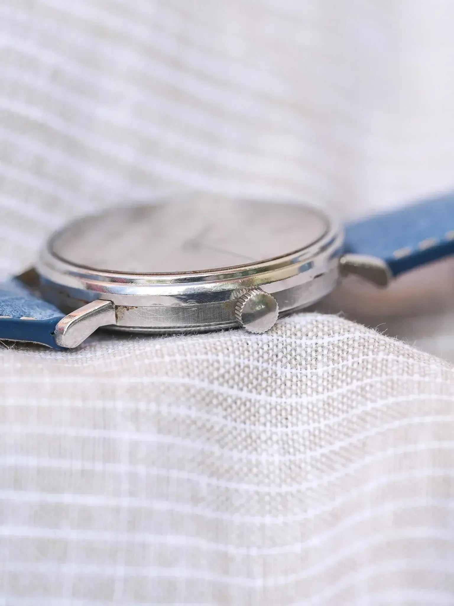 Montre Longines Vintage - 34mm Acier Date Ronde (Années 1980) - Atelier Victor