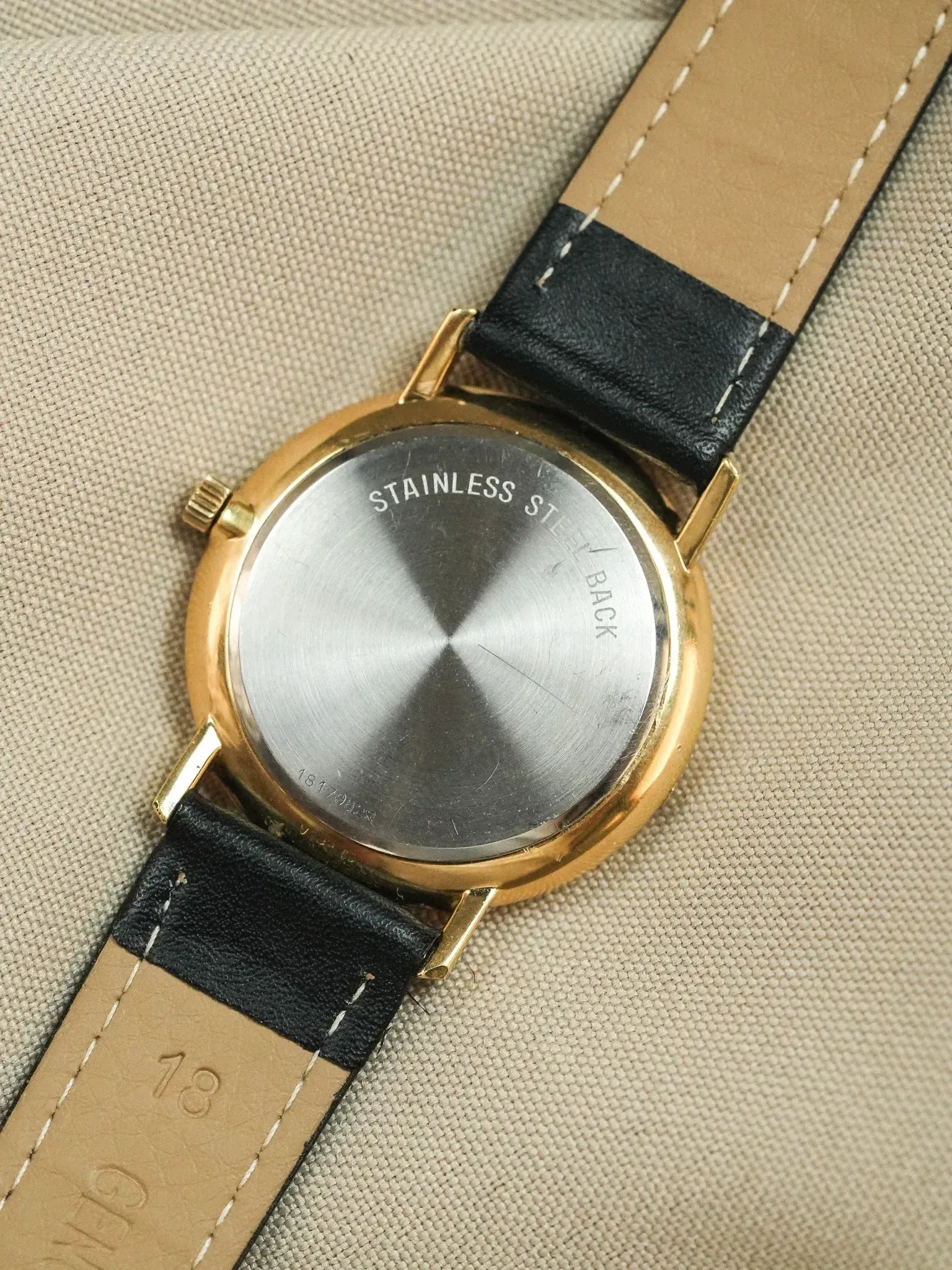 Montre Longines Vintage - 34mm Plaqué Or Chiffres Romains (1978) - Atelier Victor